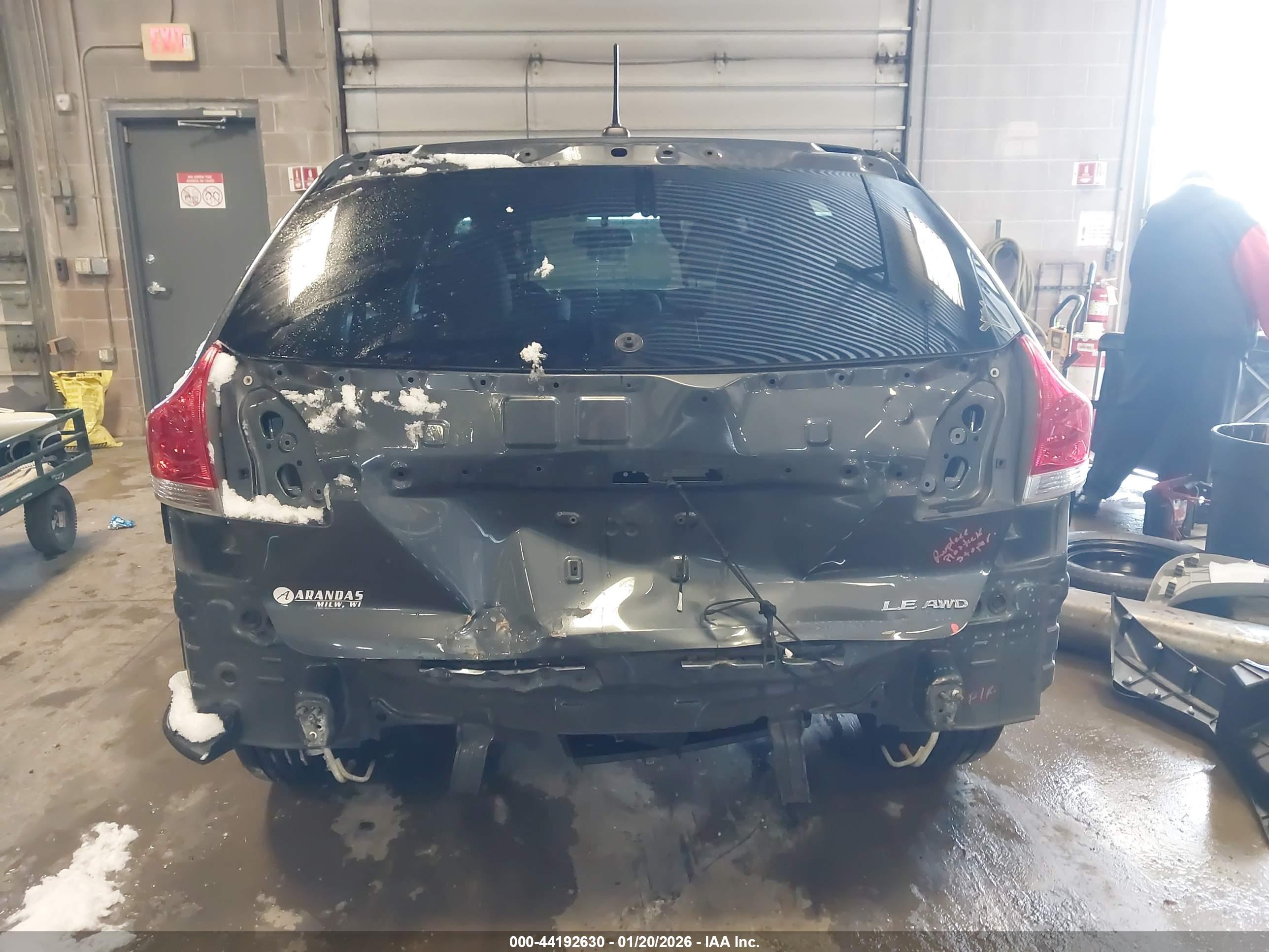 TOYOTA VENZA image 6