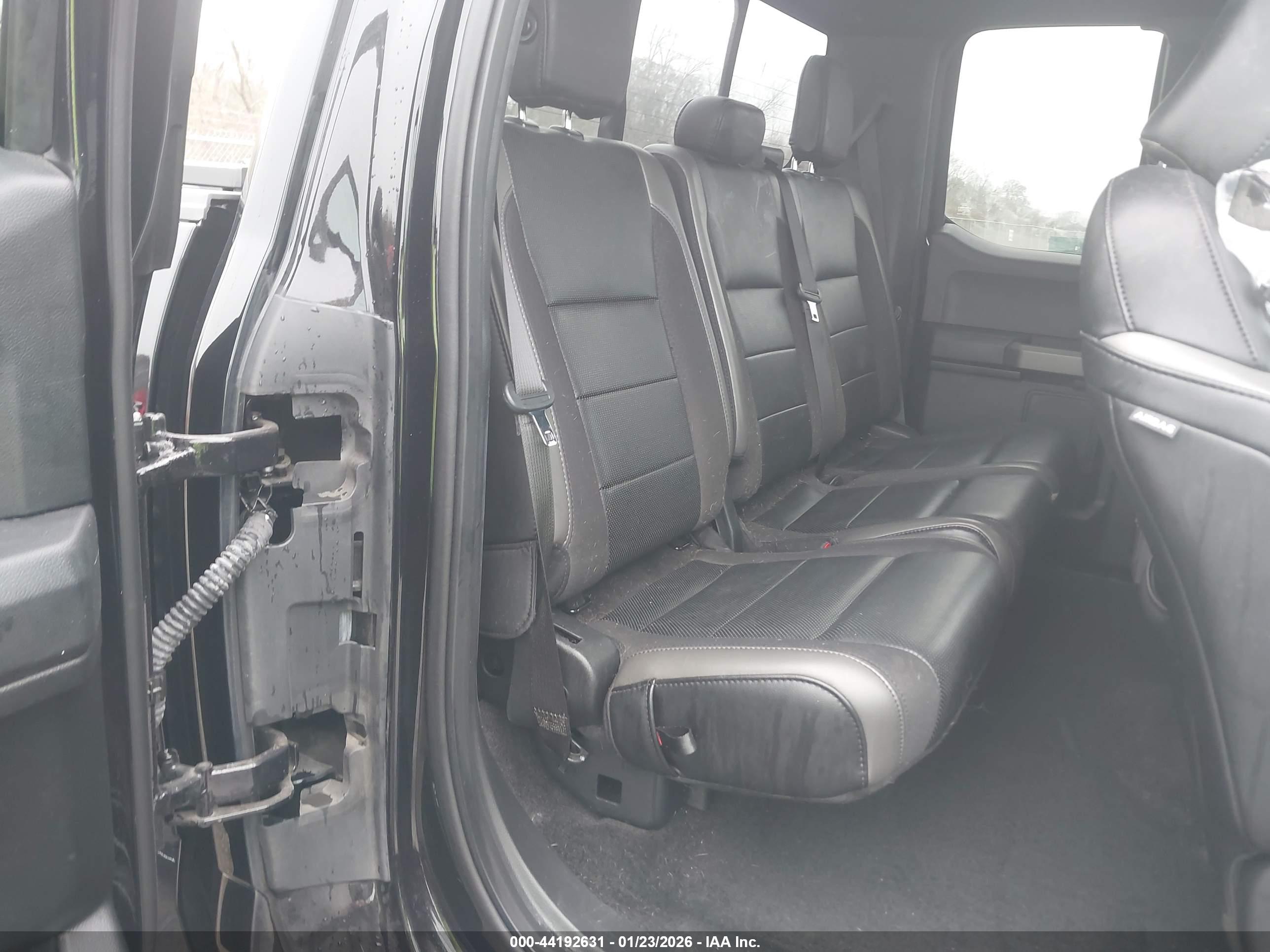 FORD F-150 image 8