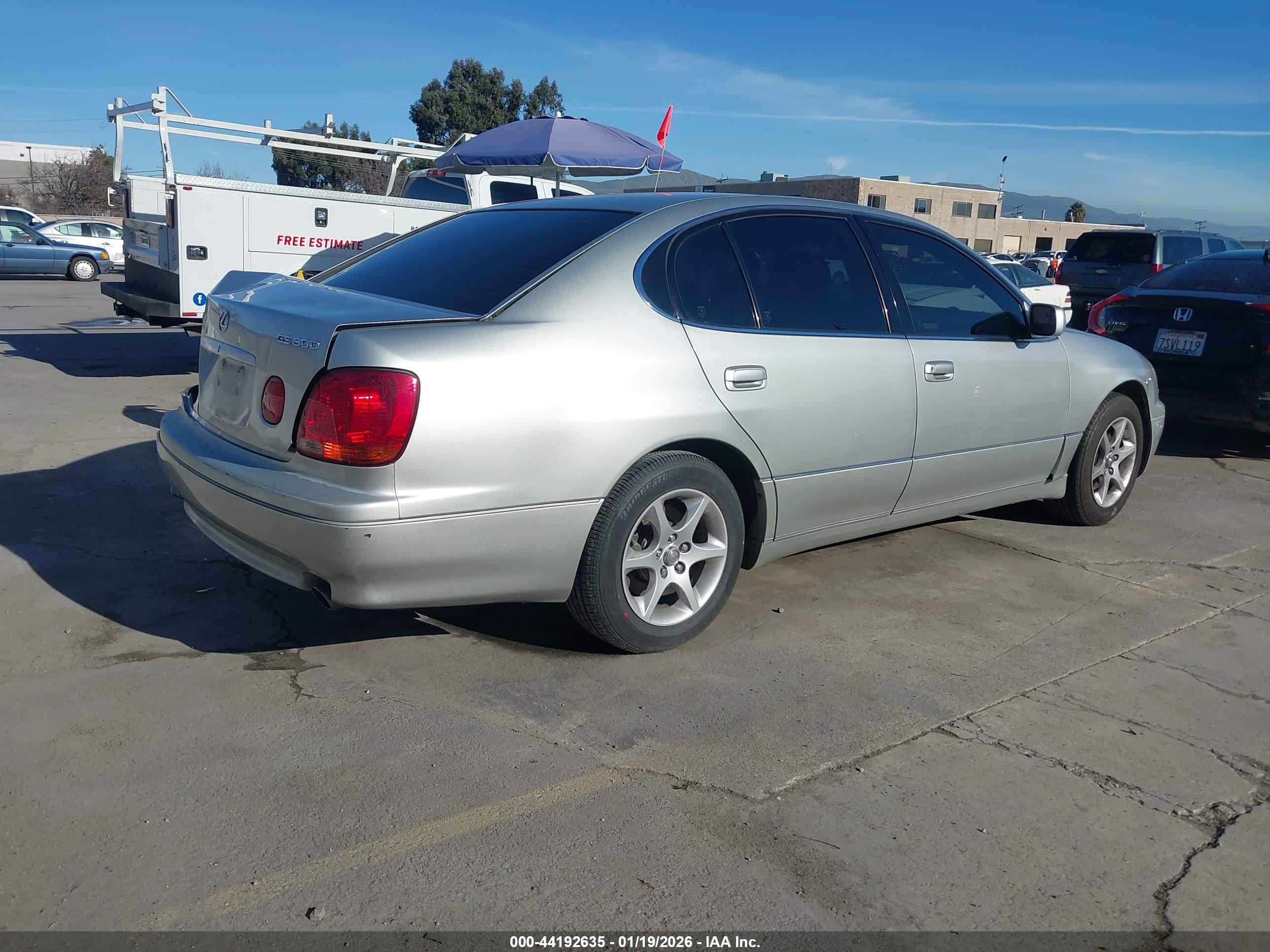 LEXUS GS image 4