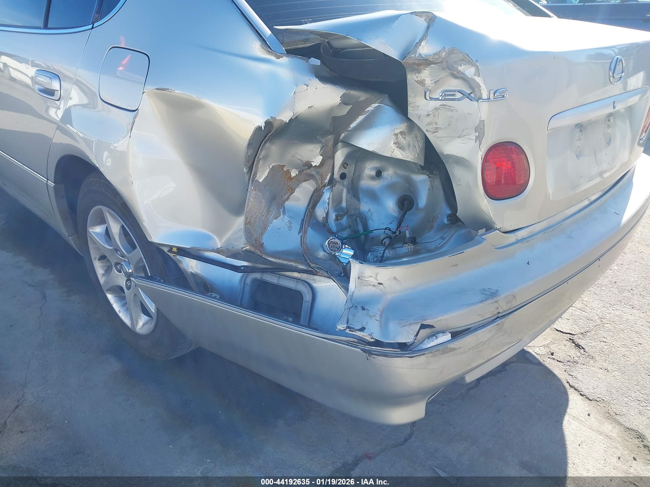 LEXUS GS image 6