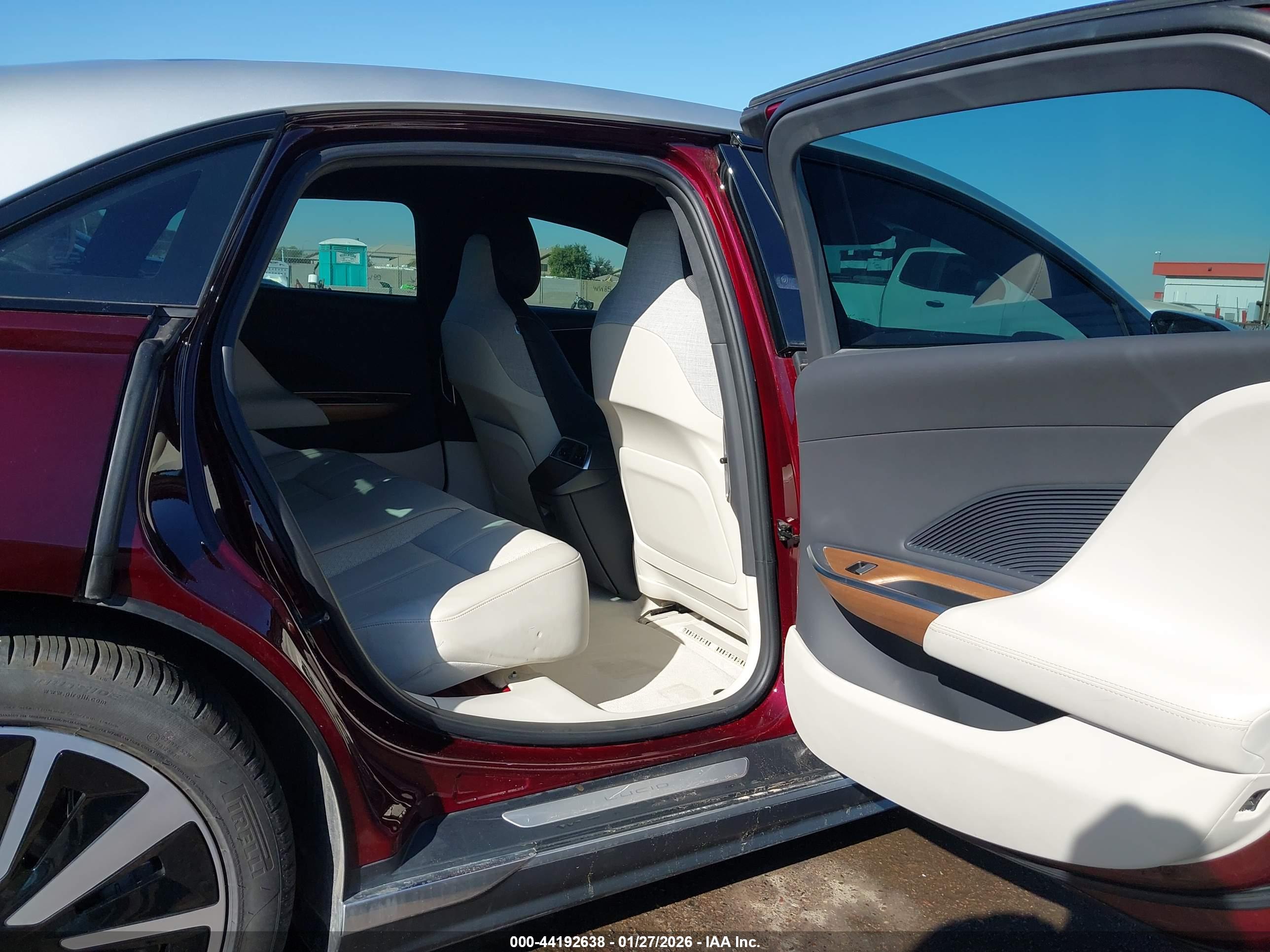 LUCID AIR image 8