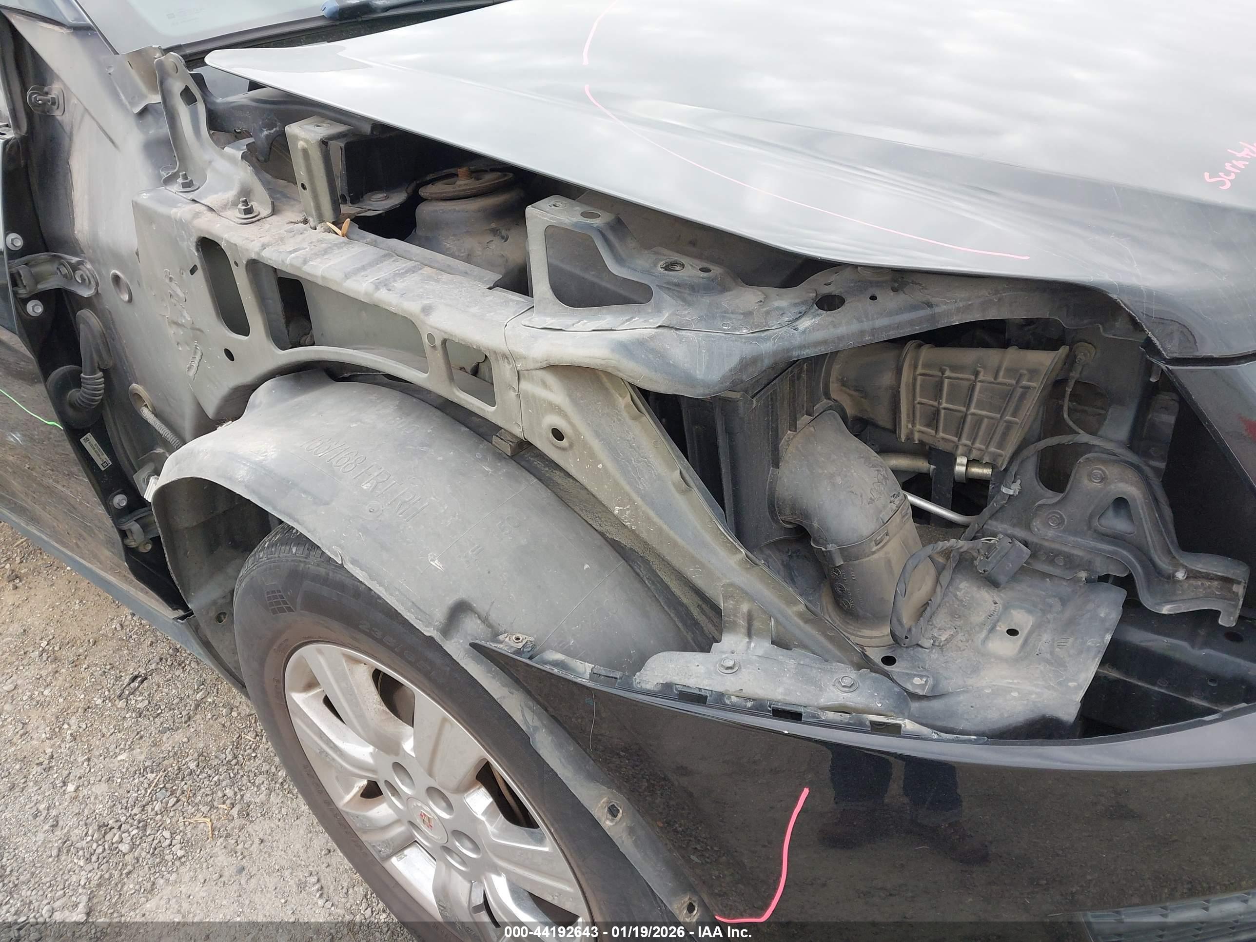 CADILLAC SRX image 6