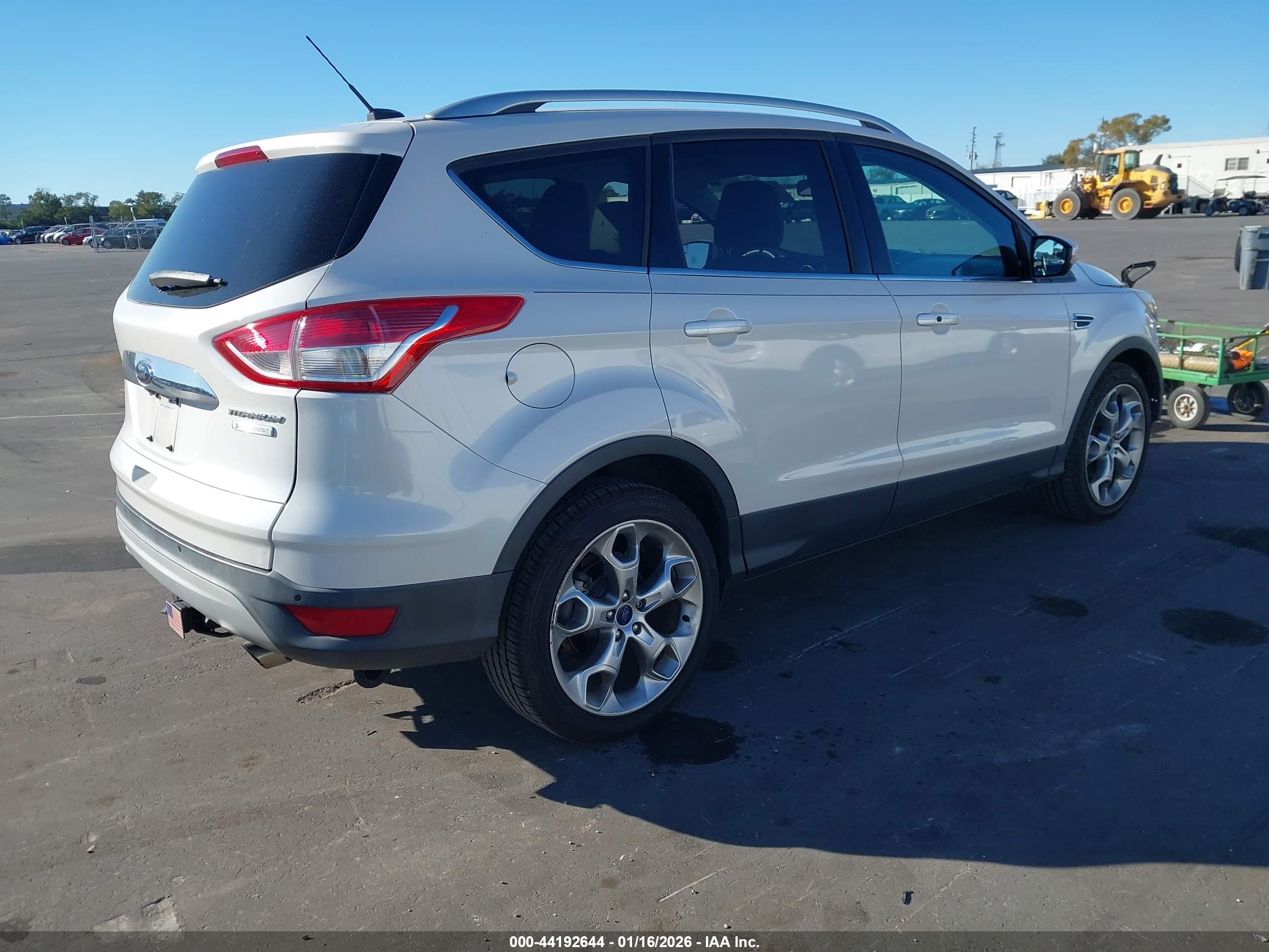 FORD ESCAPE image 4