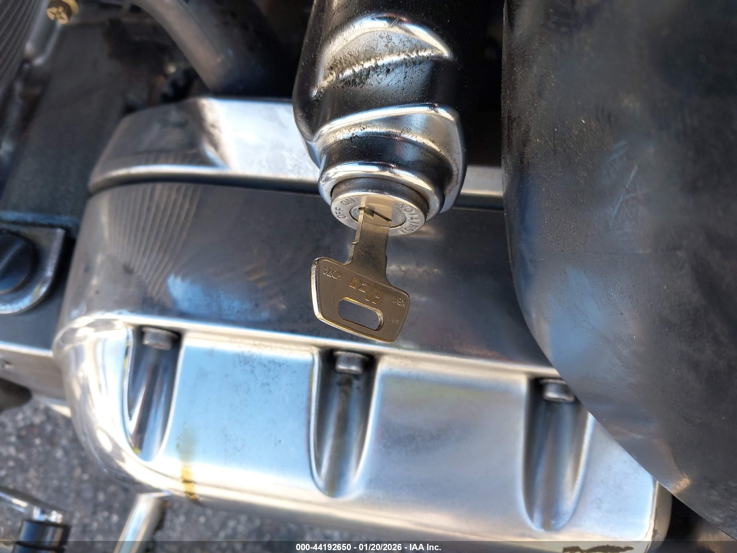 HONDA VTX1800 image 11