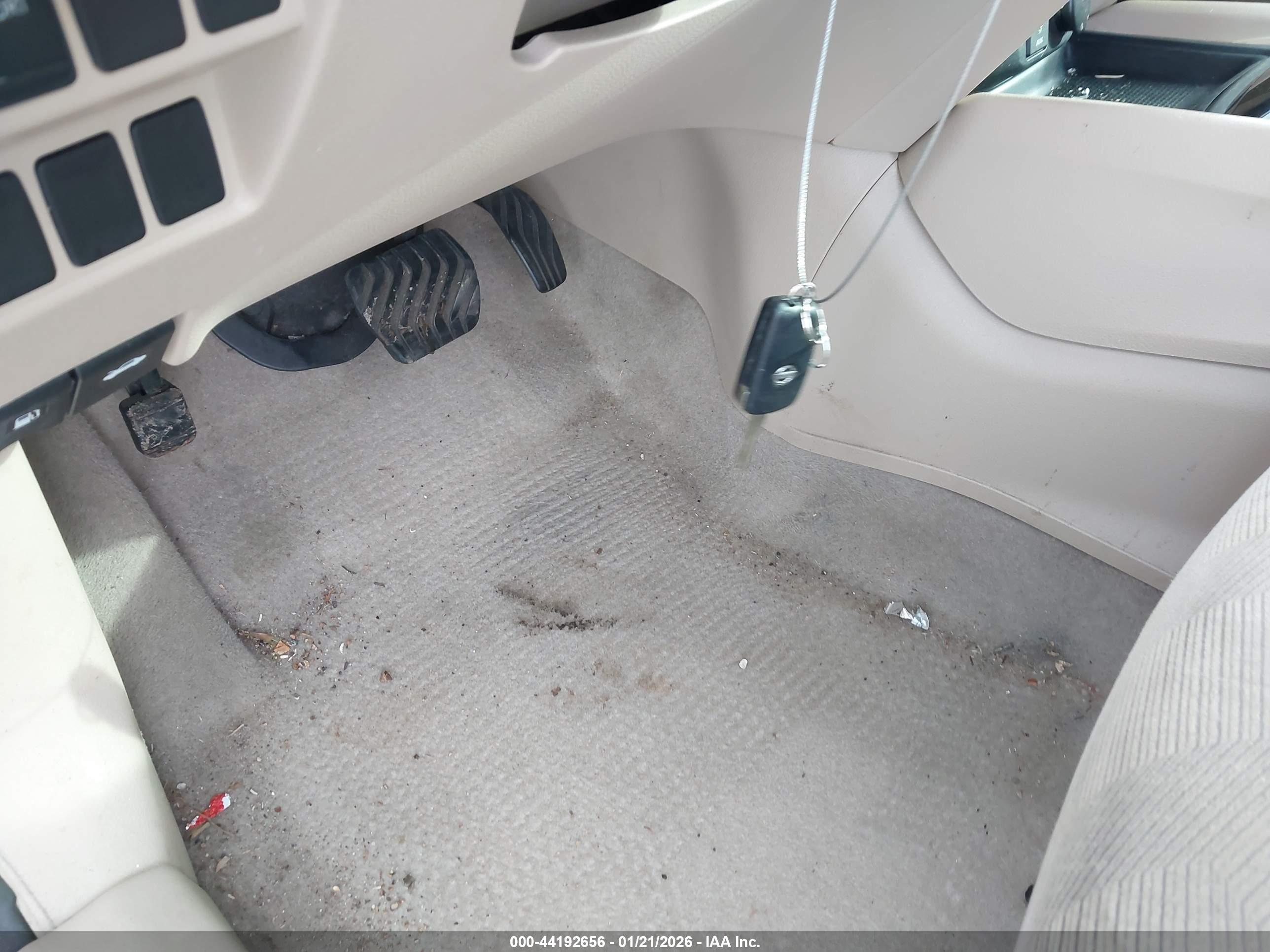 NISSAN ROGUE image 11