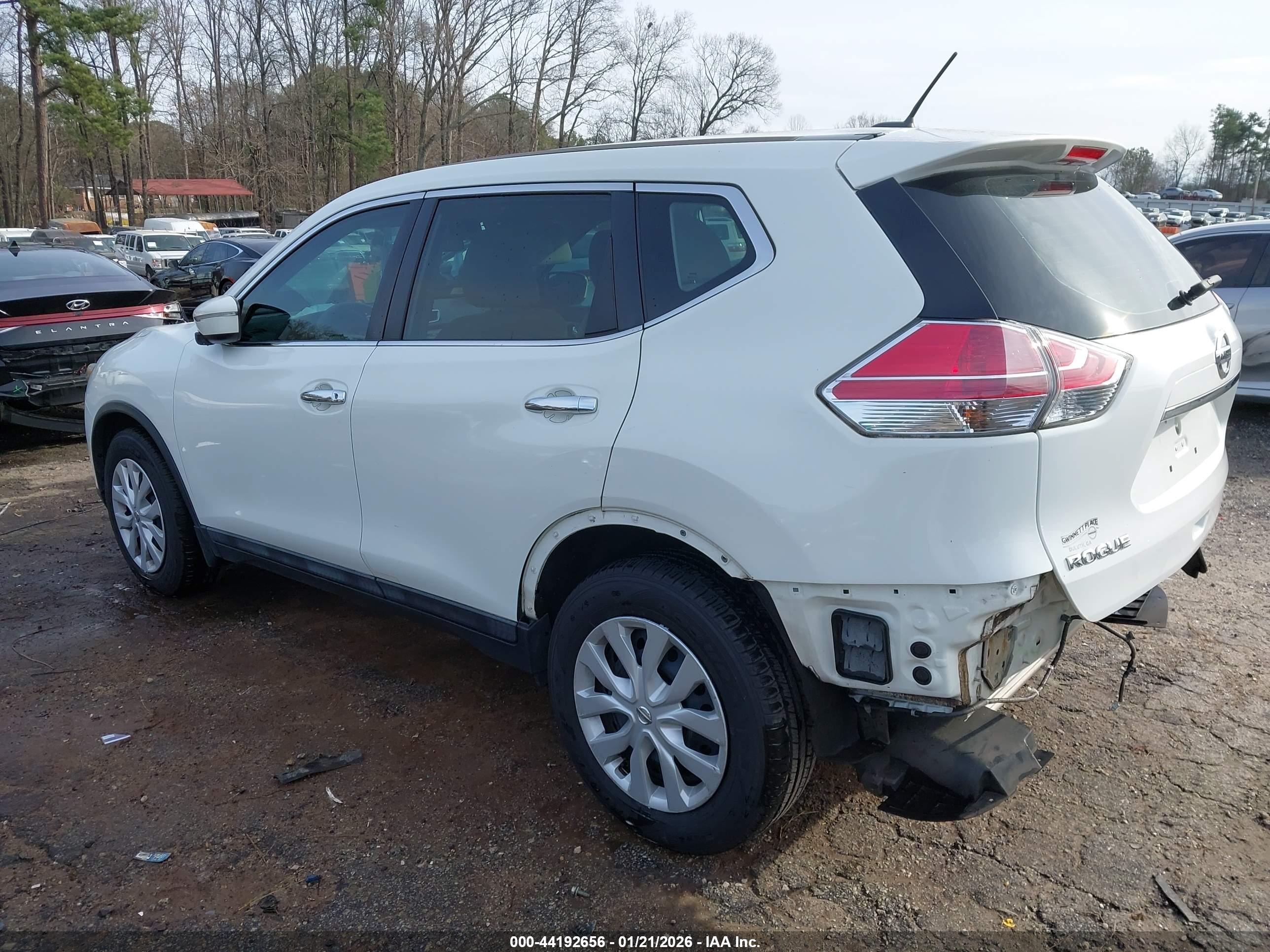 NISSAN ROGUE image 3