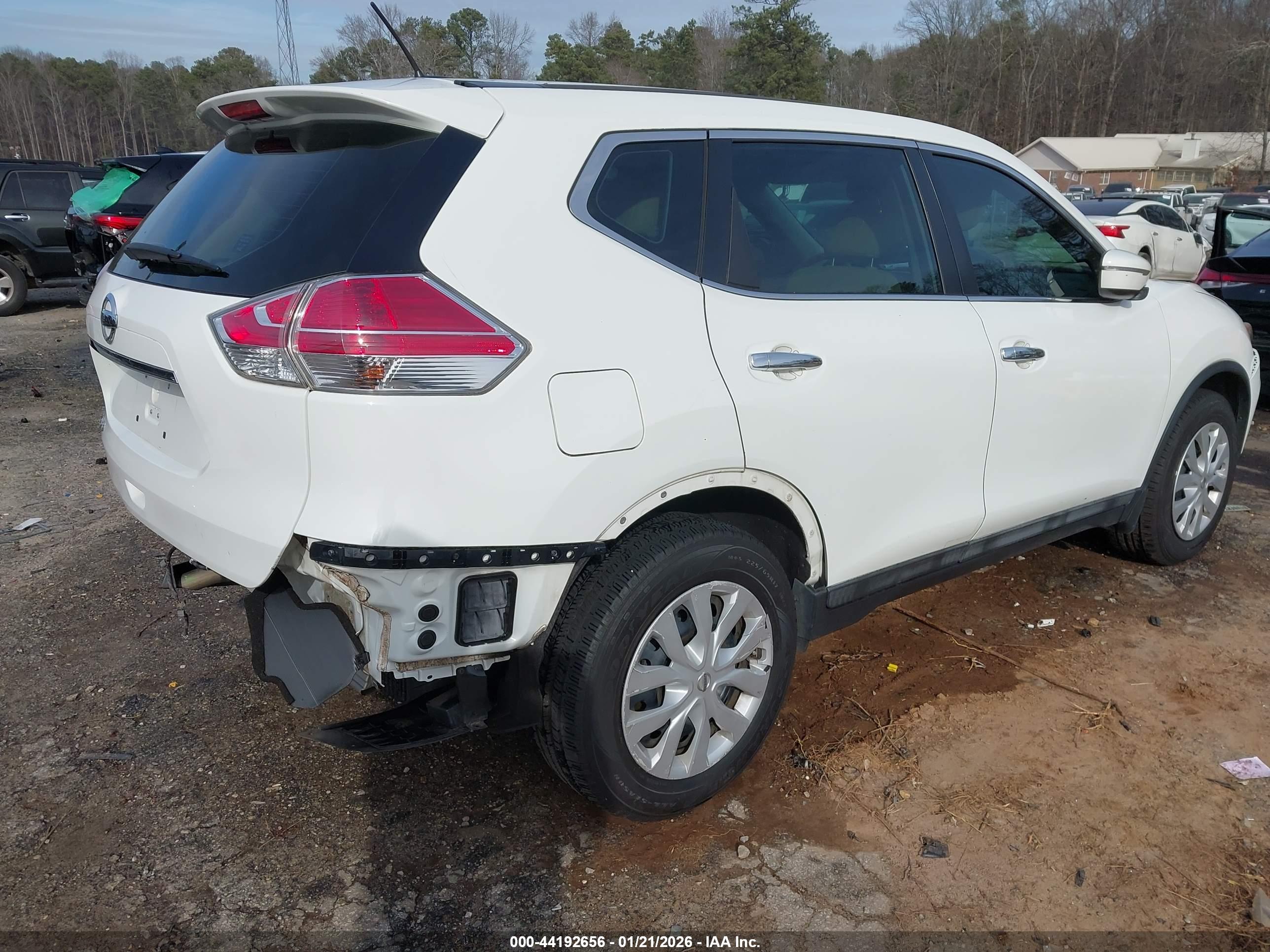NISSAN ROGUE image 4