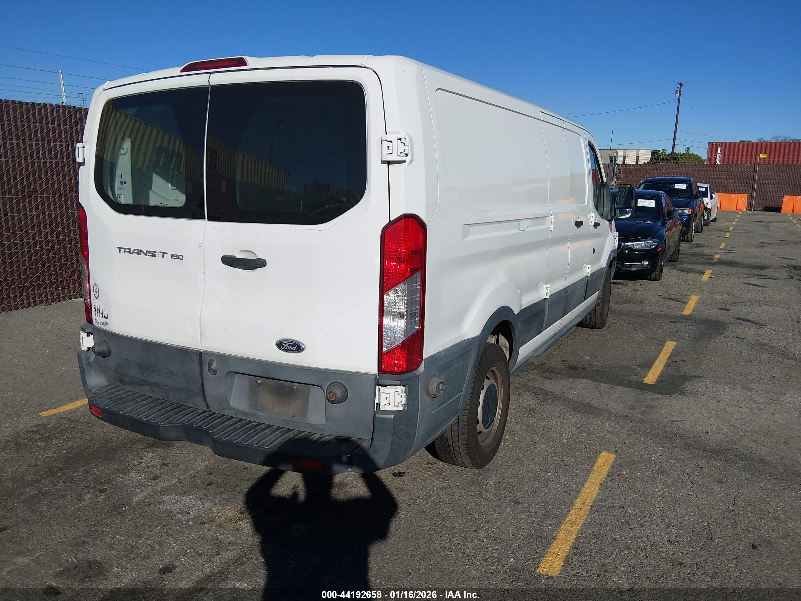FORD TRANSIT-150 image 4