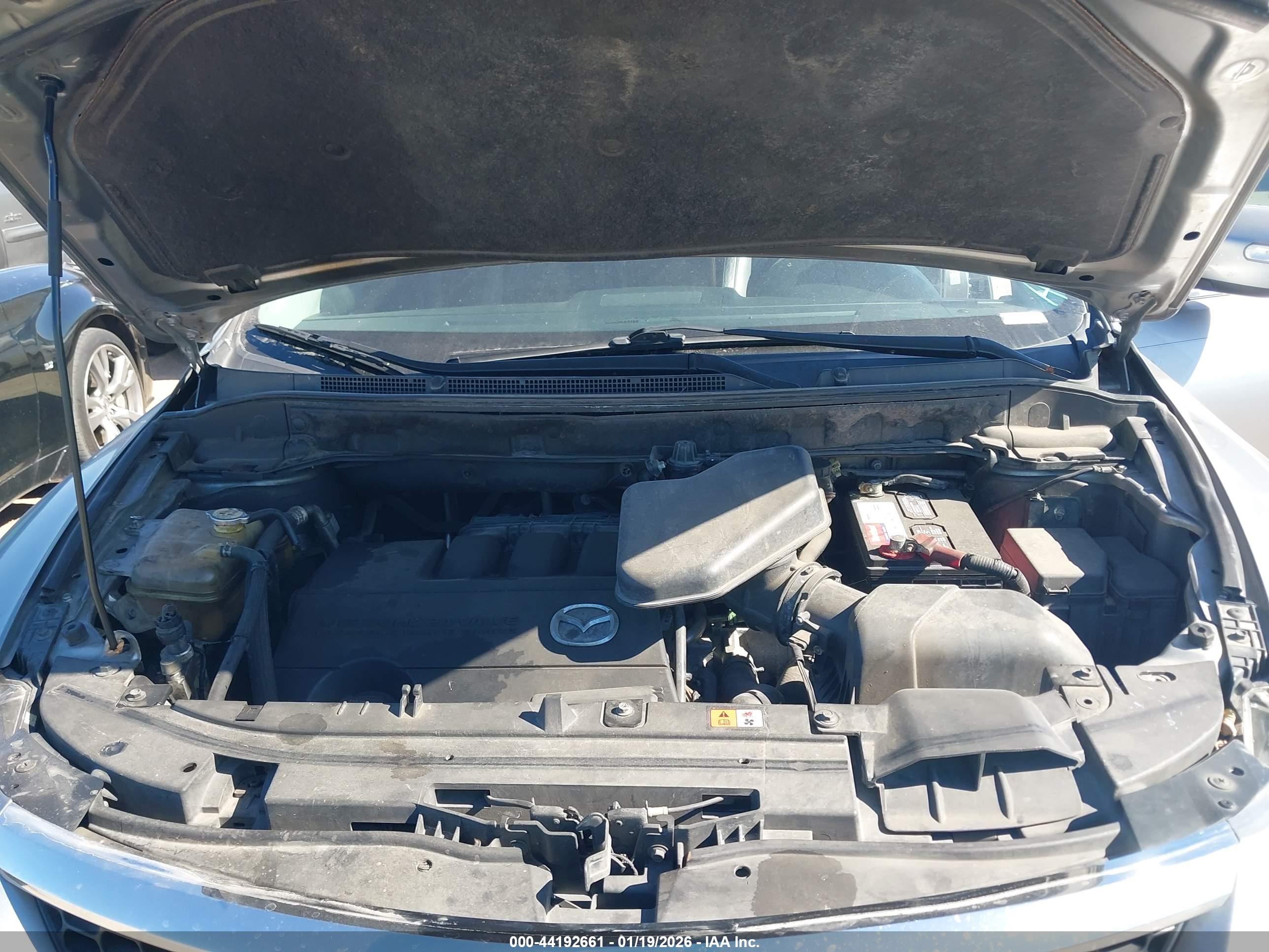 MAZDA CX-9 image 10
