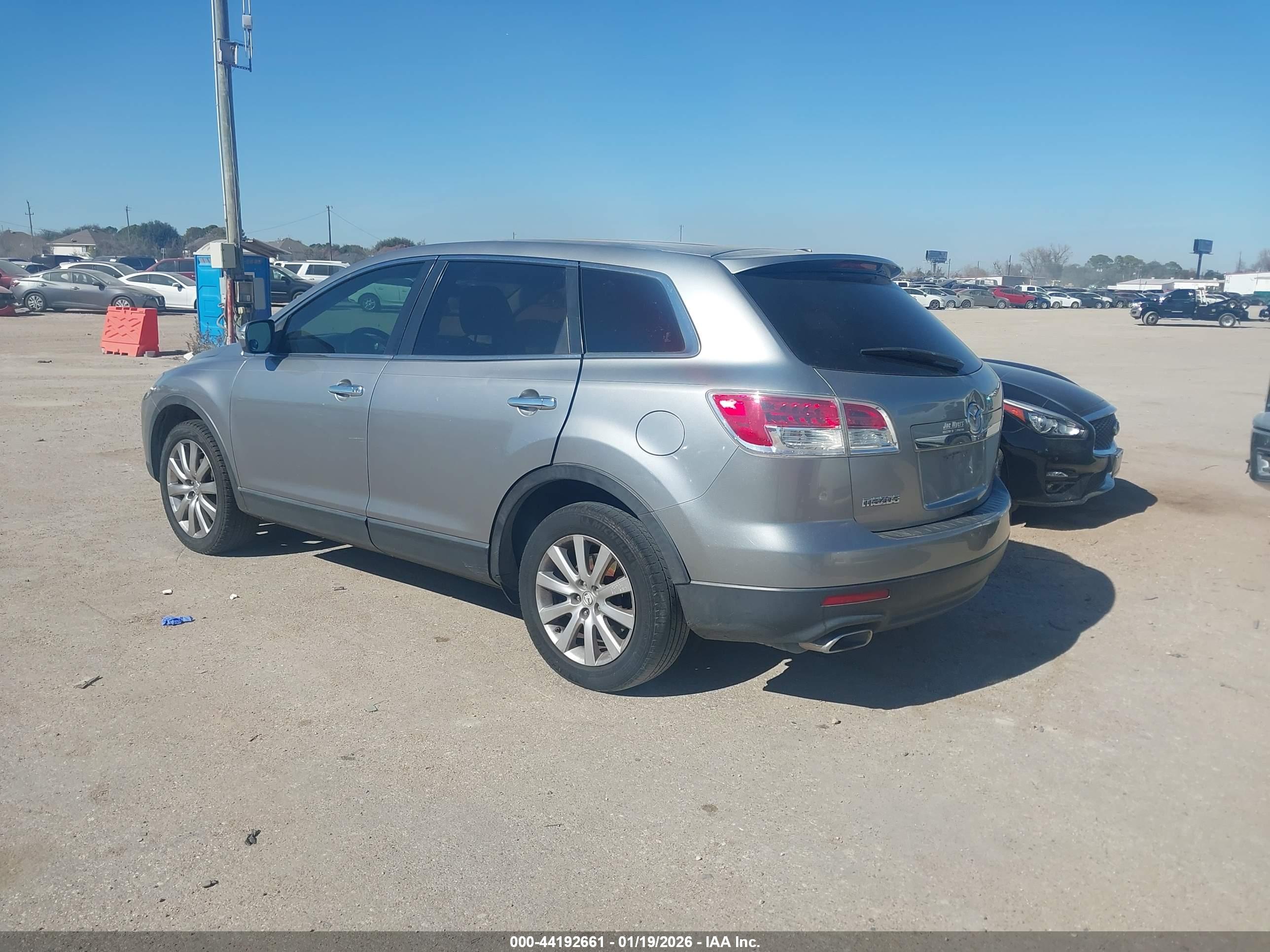 MAZDA CX-9 image 3