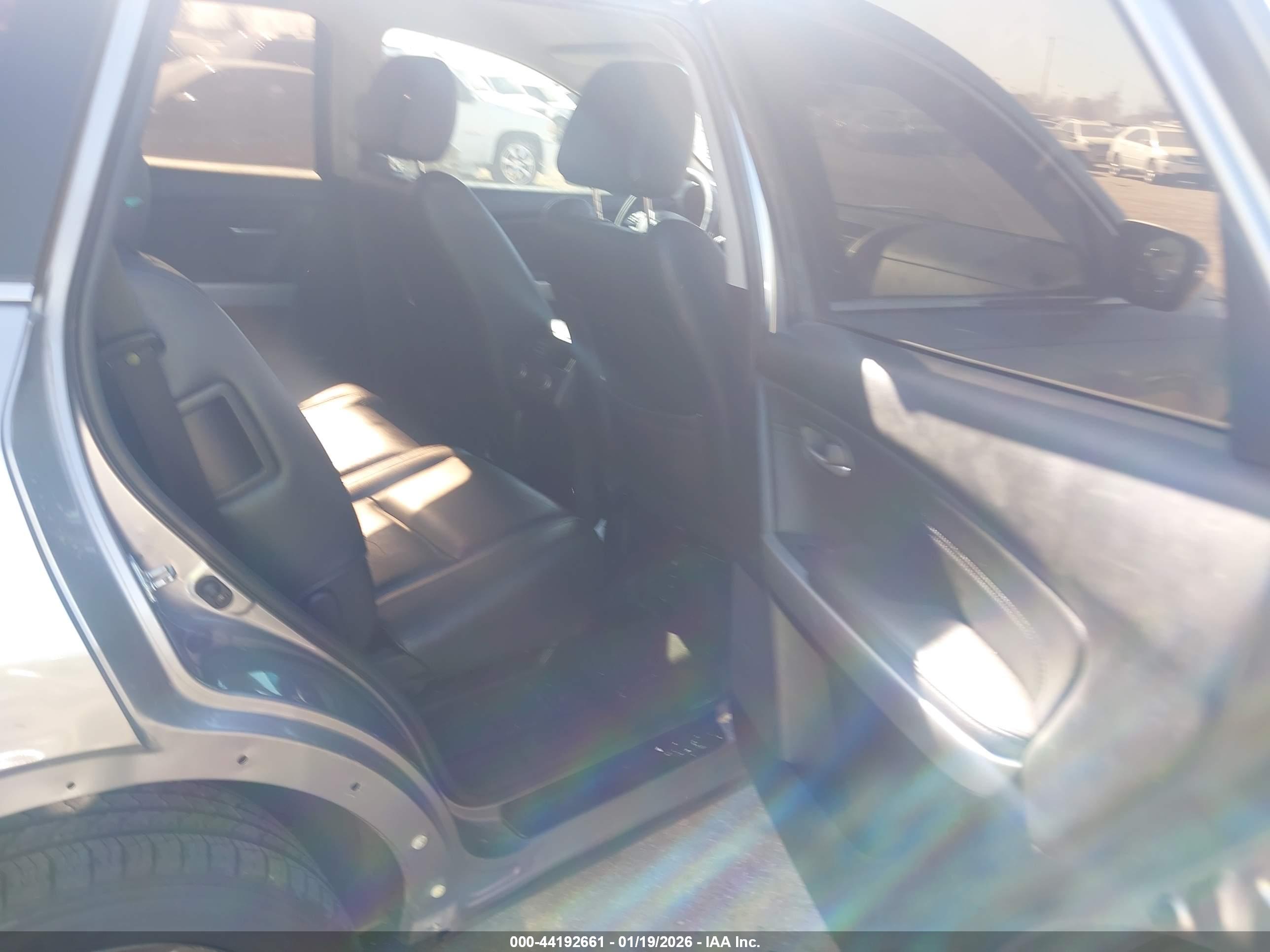 MAZDA CX-9 image 8