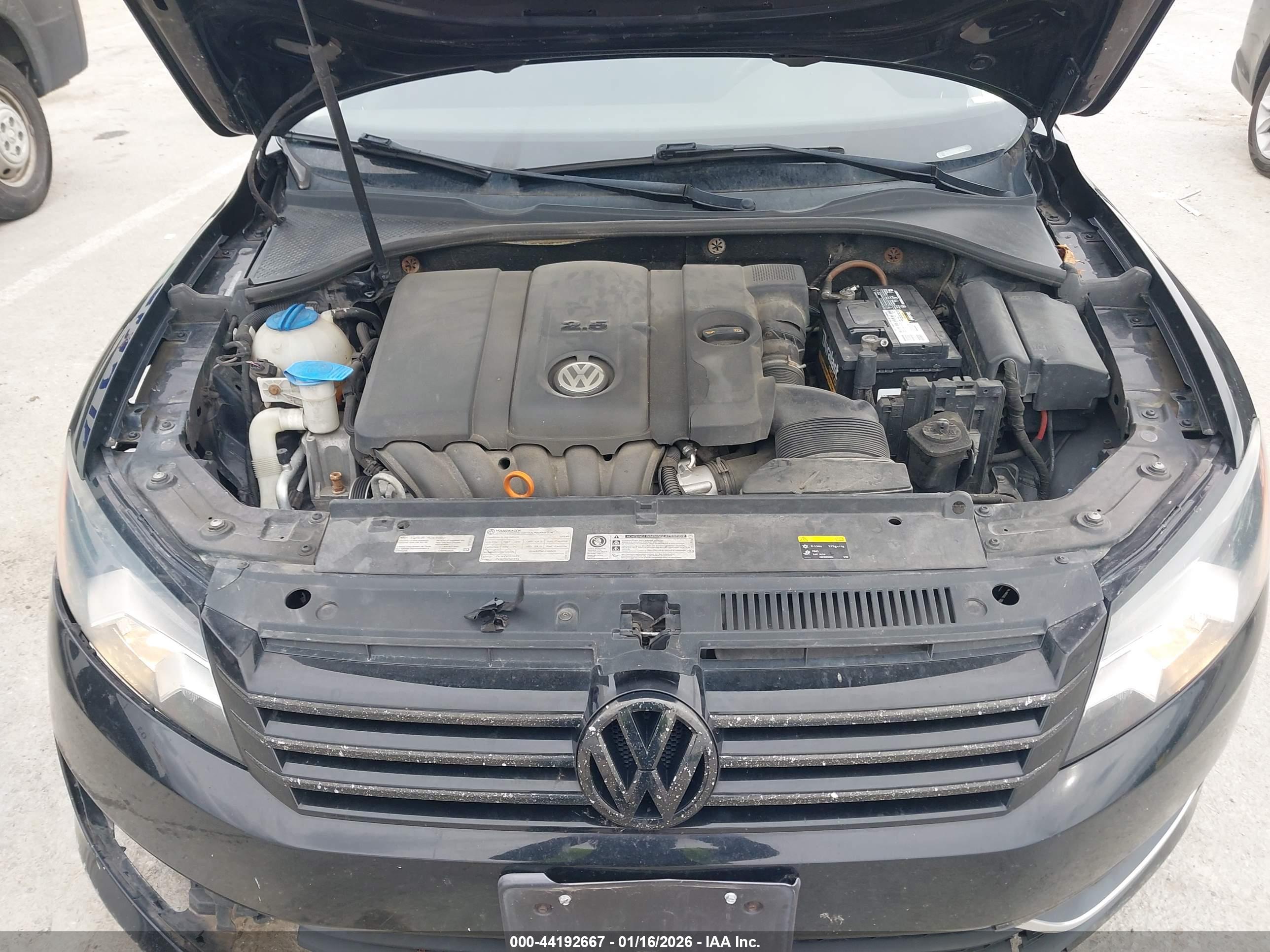 VOLKSWAGEN PASSAT image 10