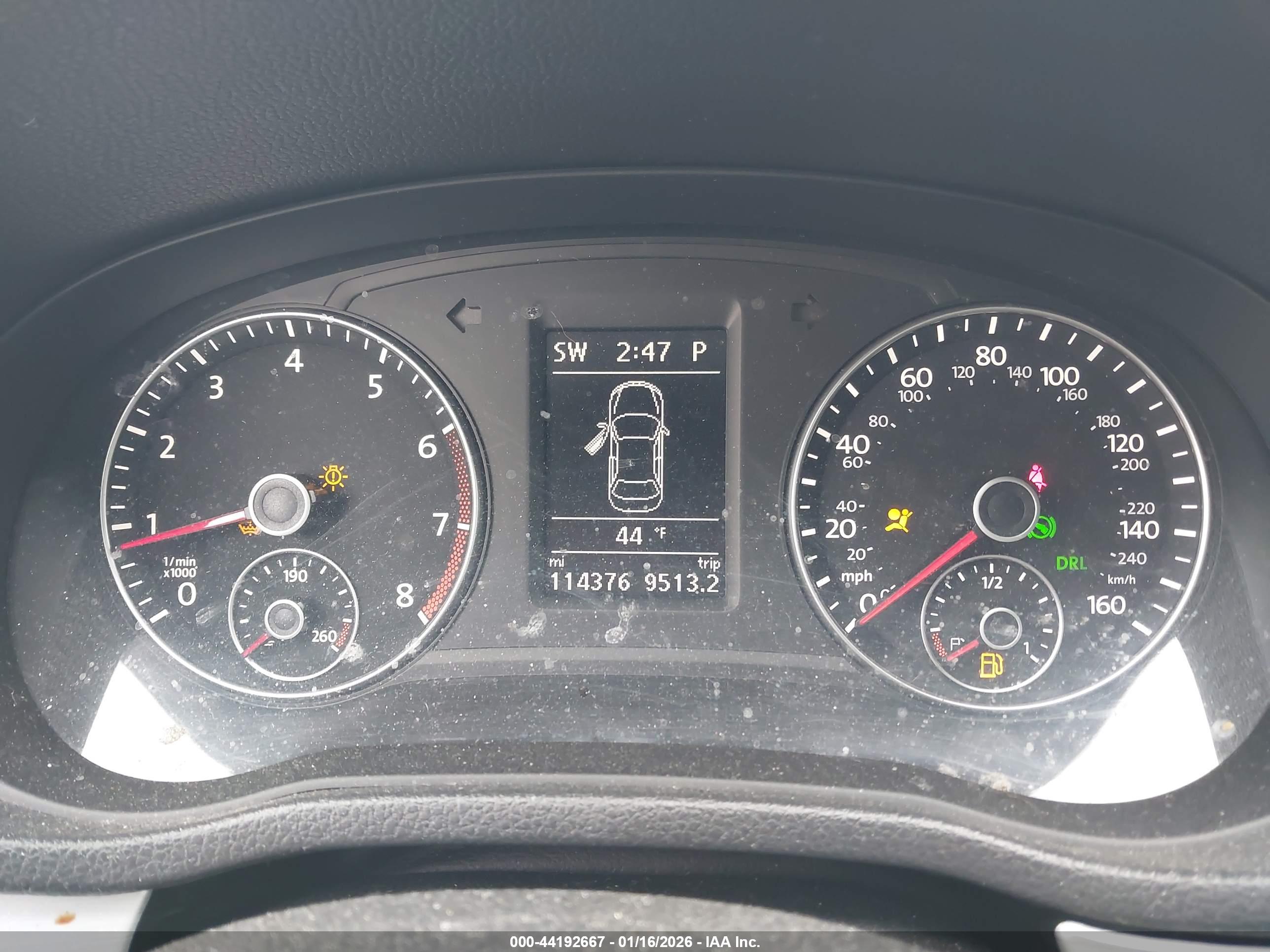 VOLKSWAGEN PASSAT image 7