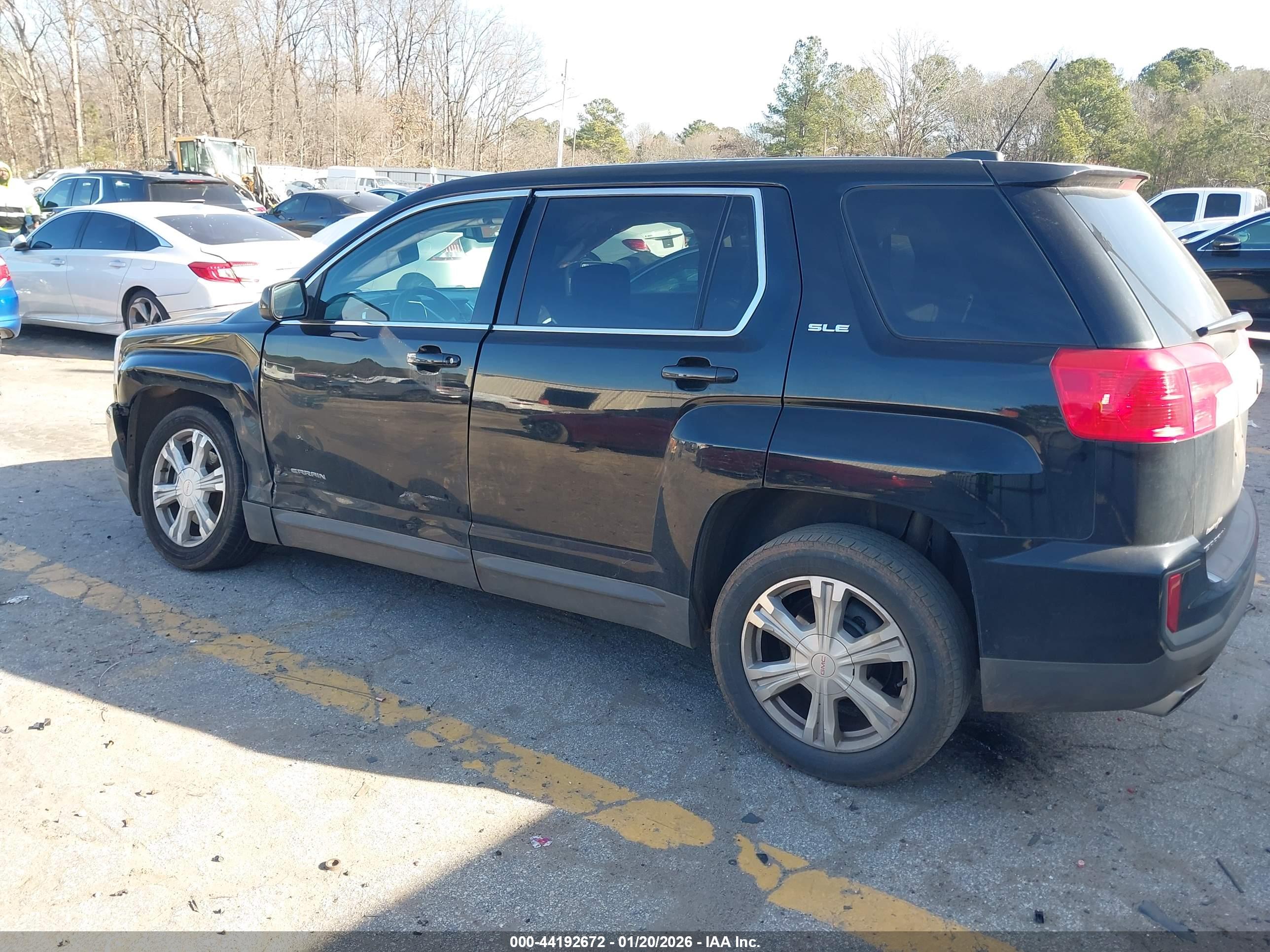 GMC TERRAIN image 6