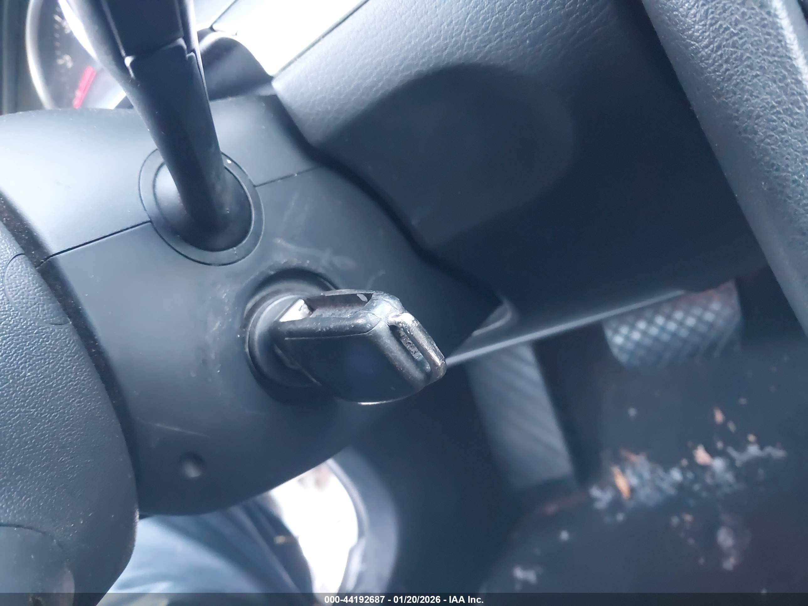 AUDI A4 image 11