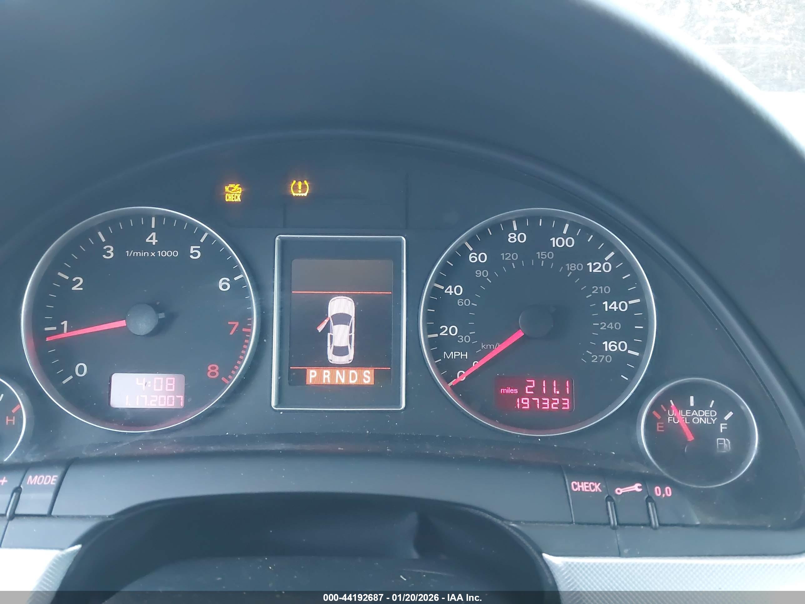 AUDI A4 image 7