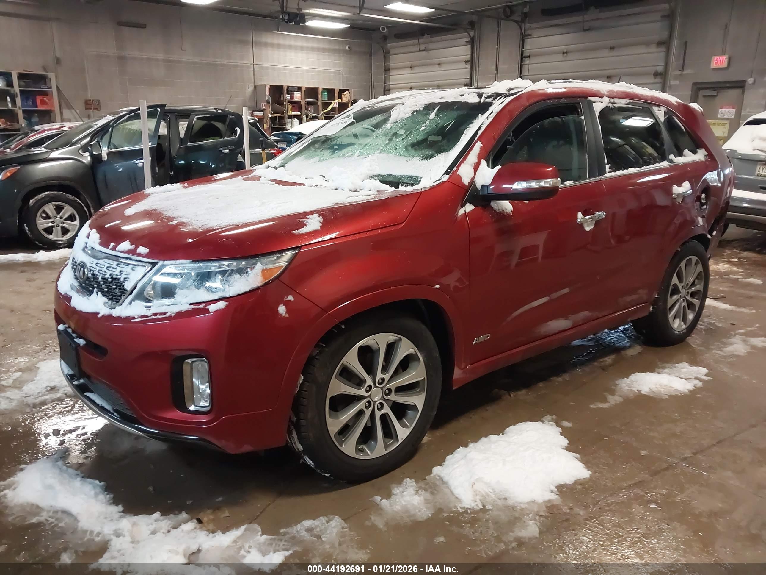 KIA SORENTO image 2