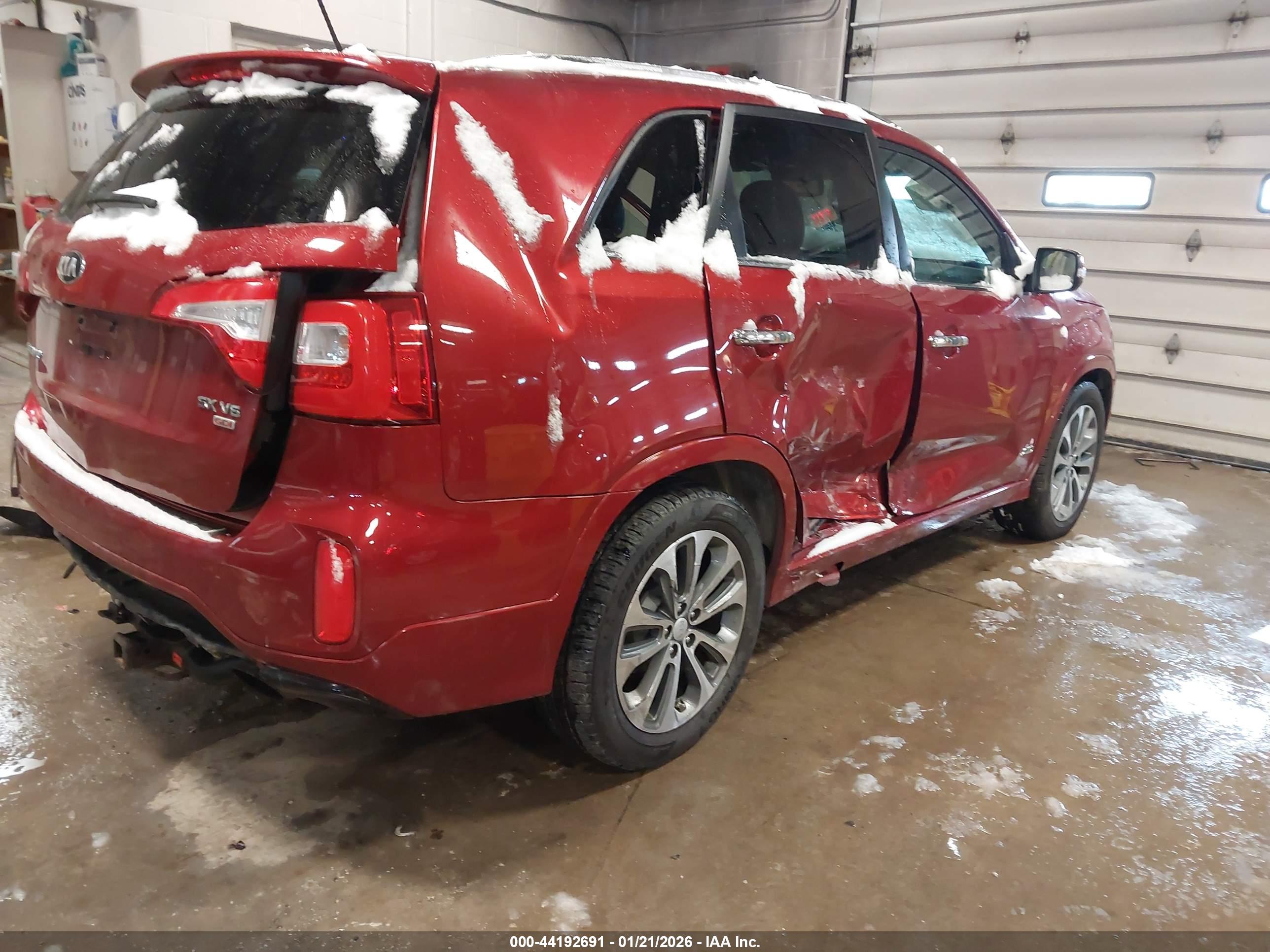 KIA SORENTO image 4
