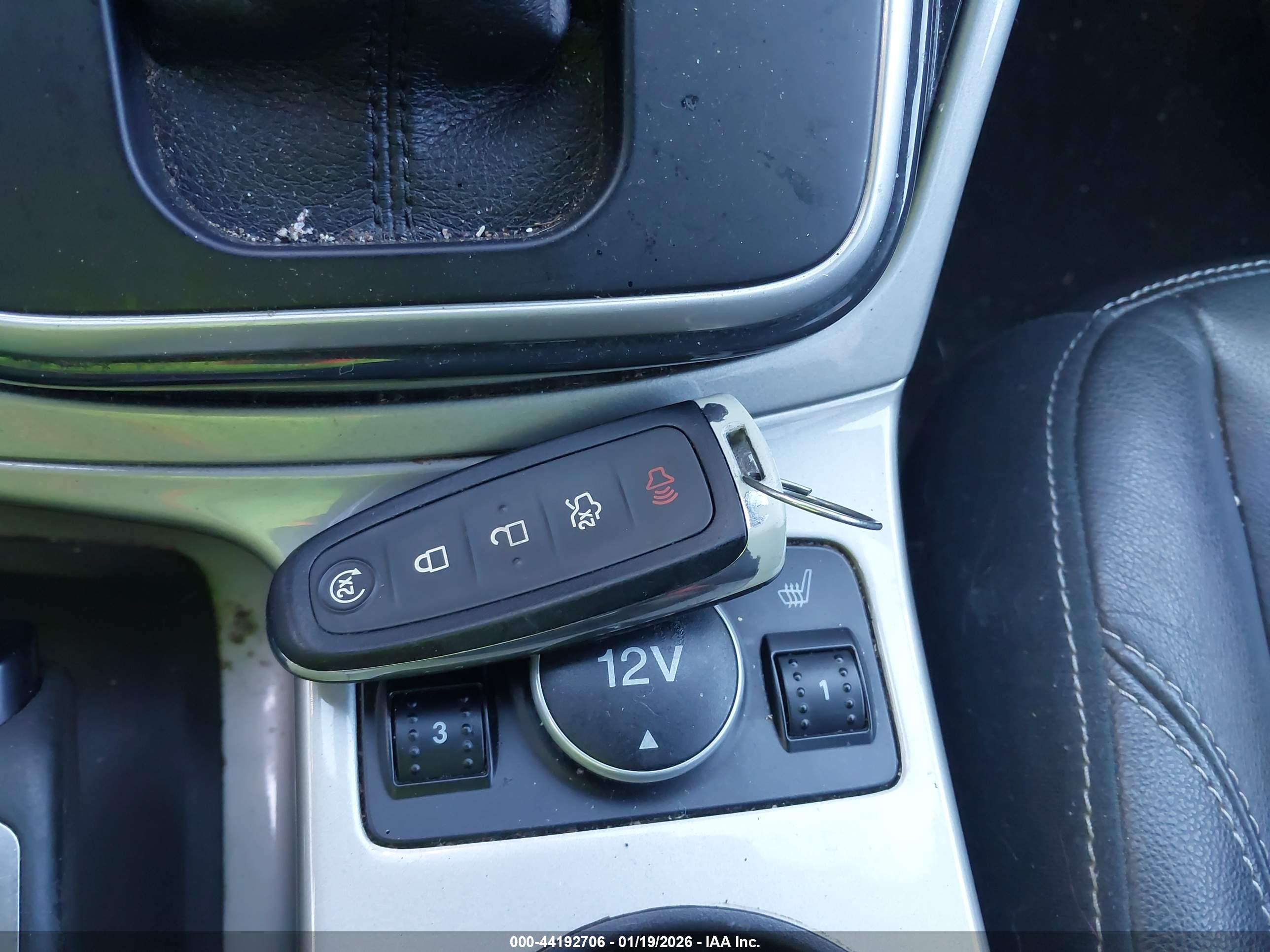 FORD ESCAPE image 11
