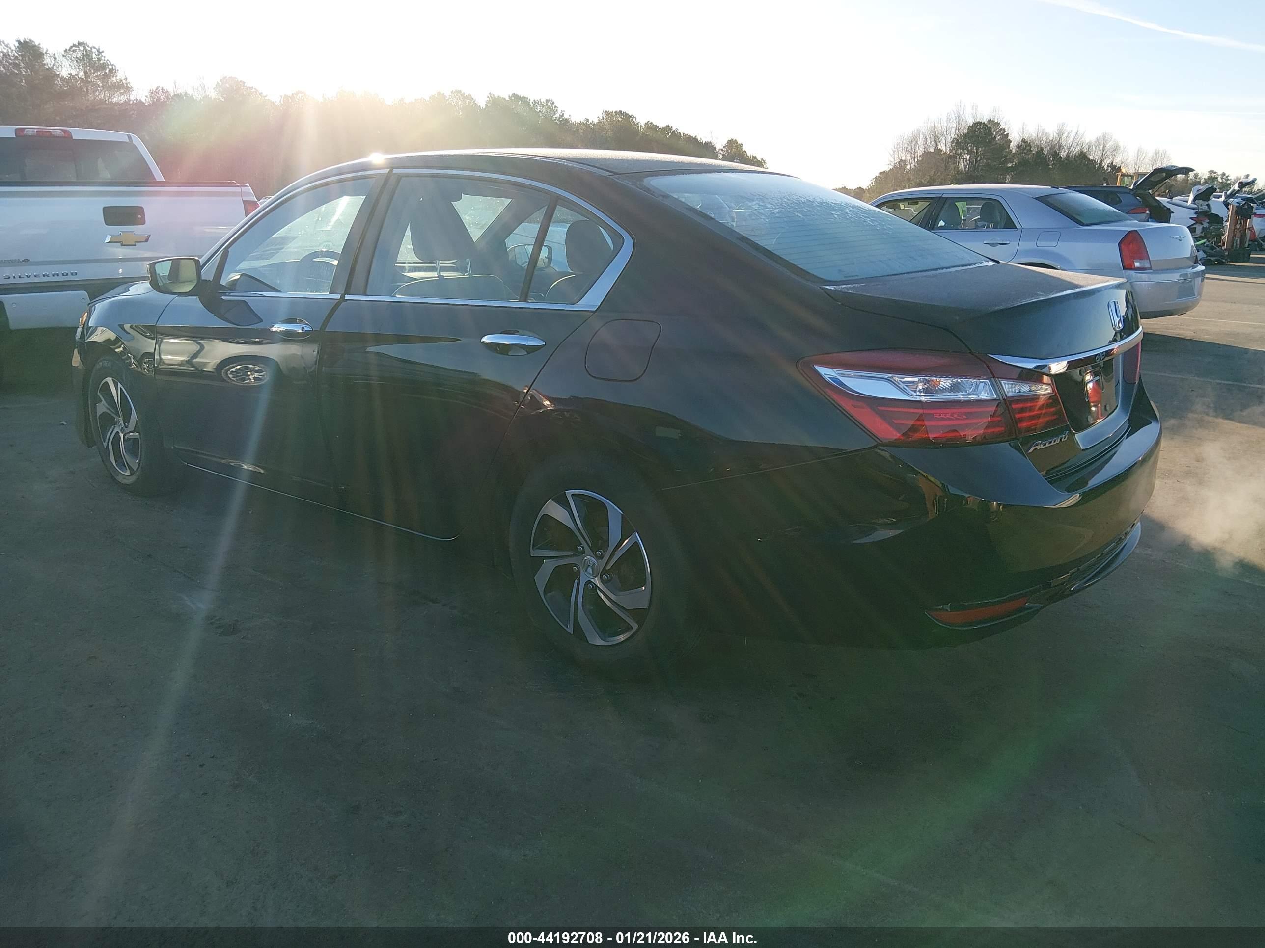 HONDA ACCORD image 3