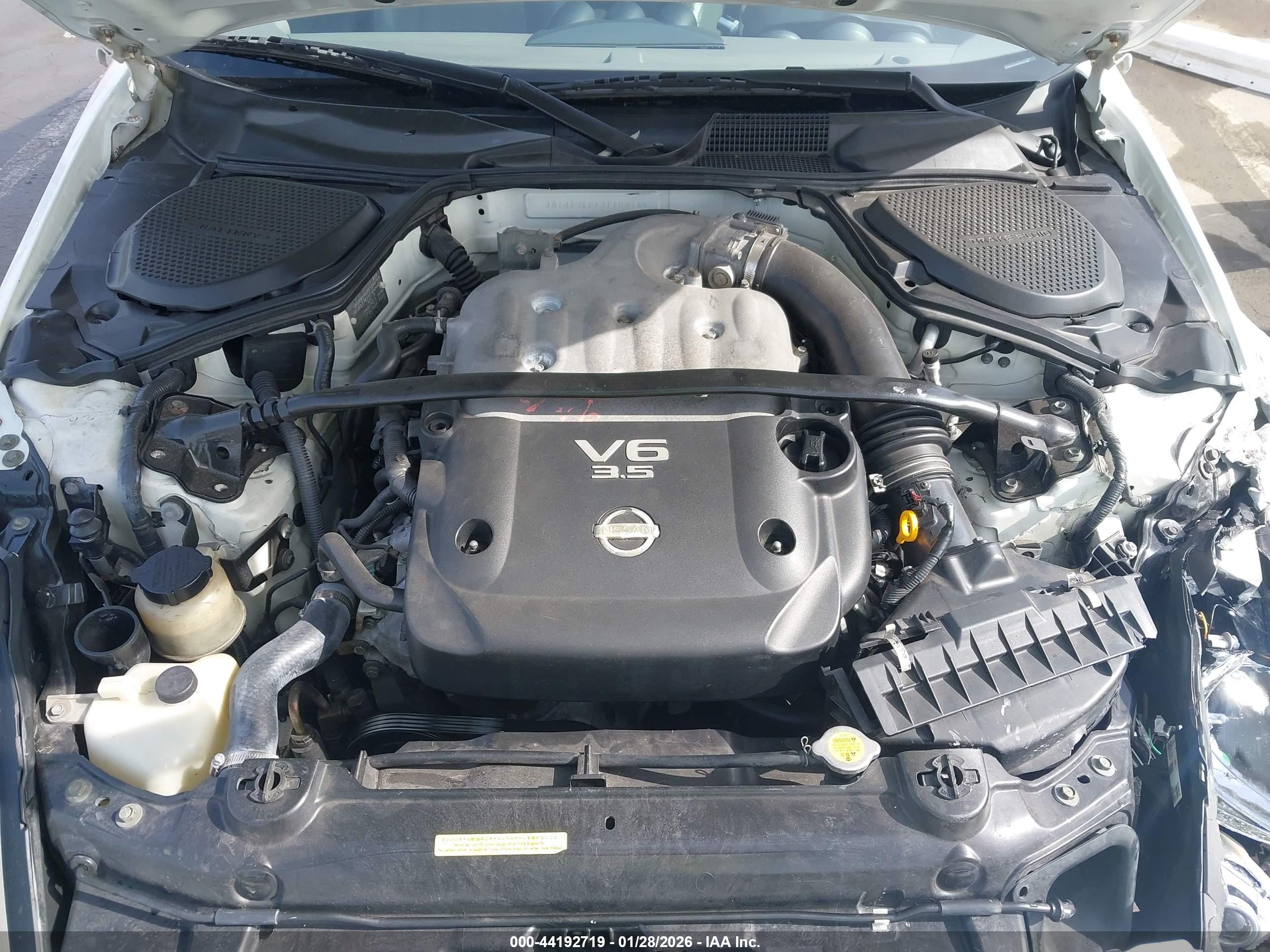 NISSAN 350Z image 10