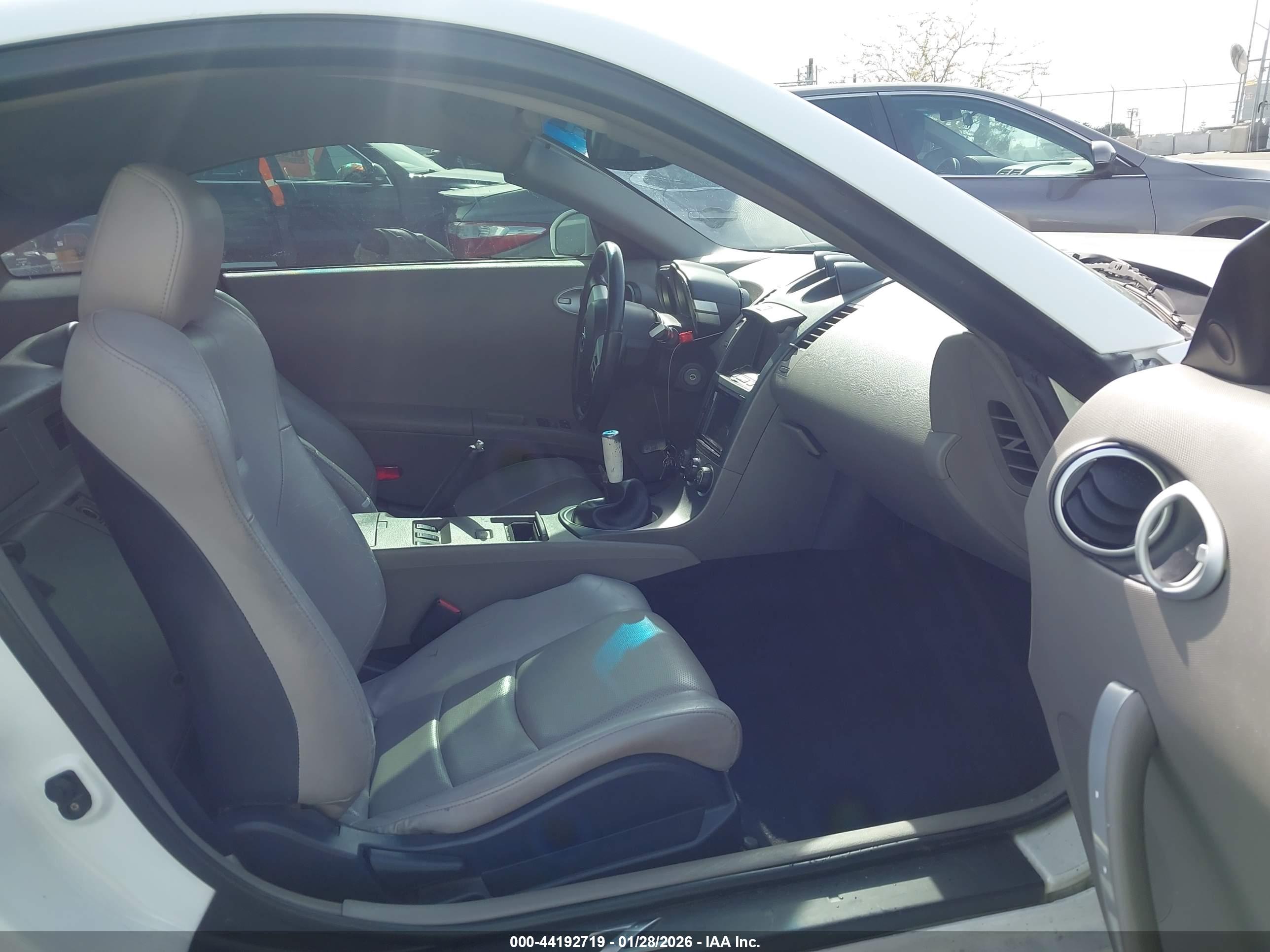 NISSAN 350Z image 5