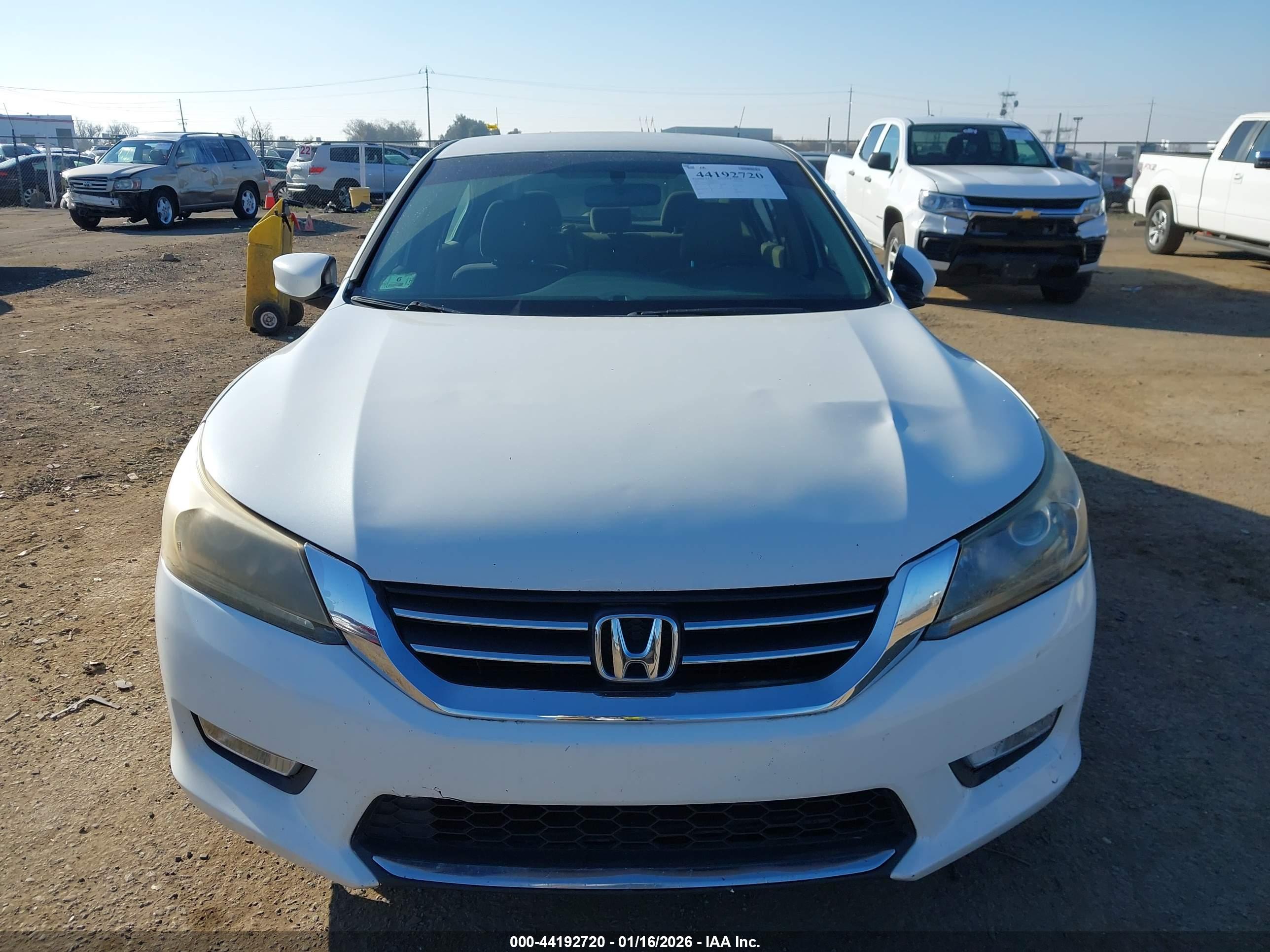 HONDA ACCORD image 6