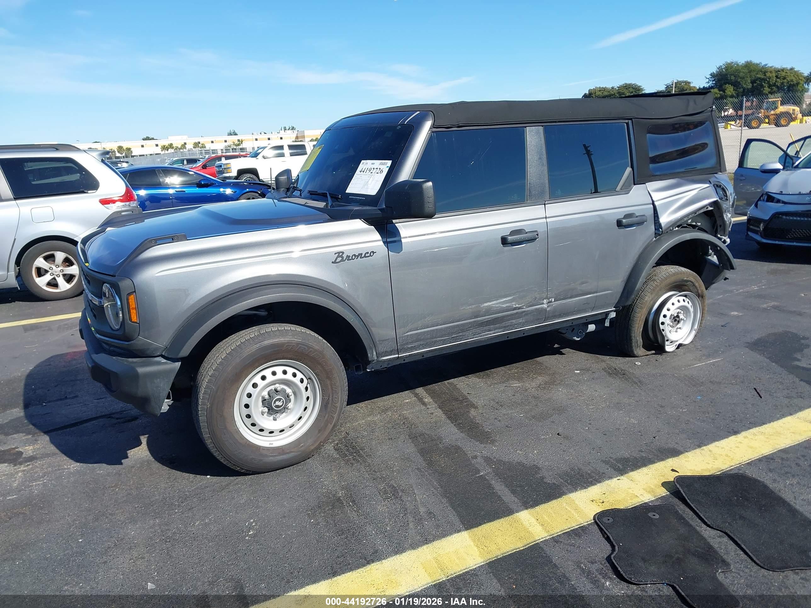 FORD BRONCO image 2