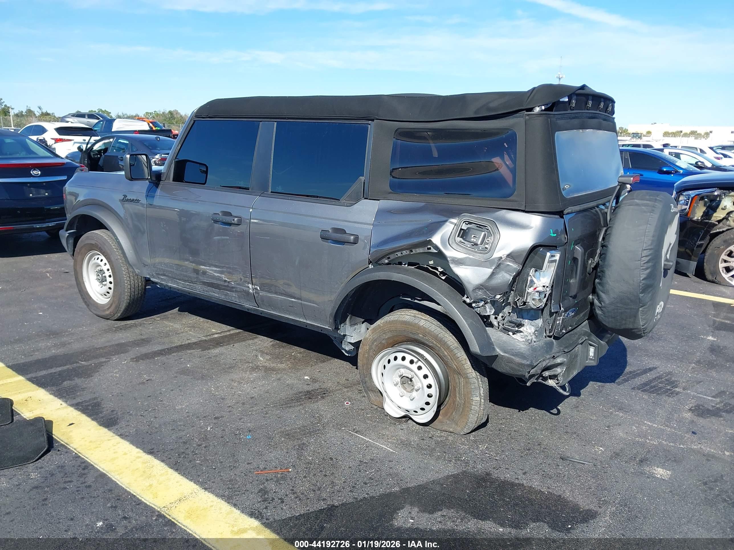 FORD BRONCO image 3