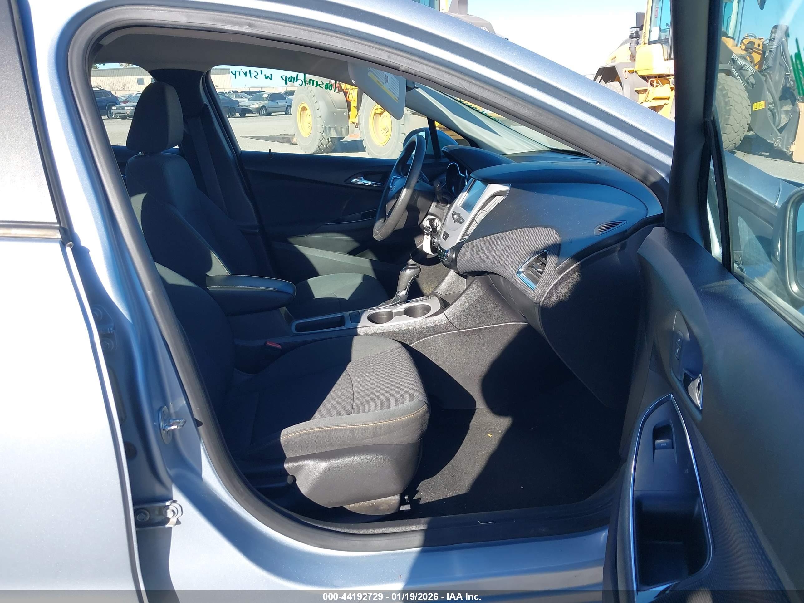 CHEVROLET CRUZE image 5