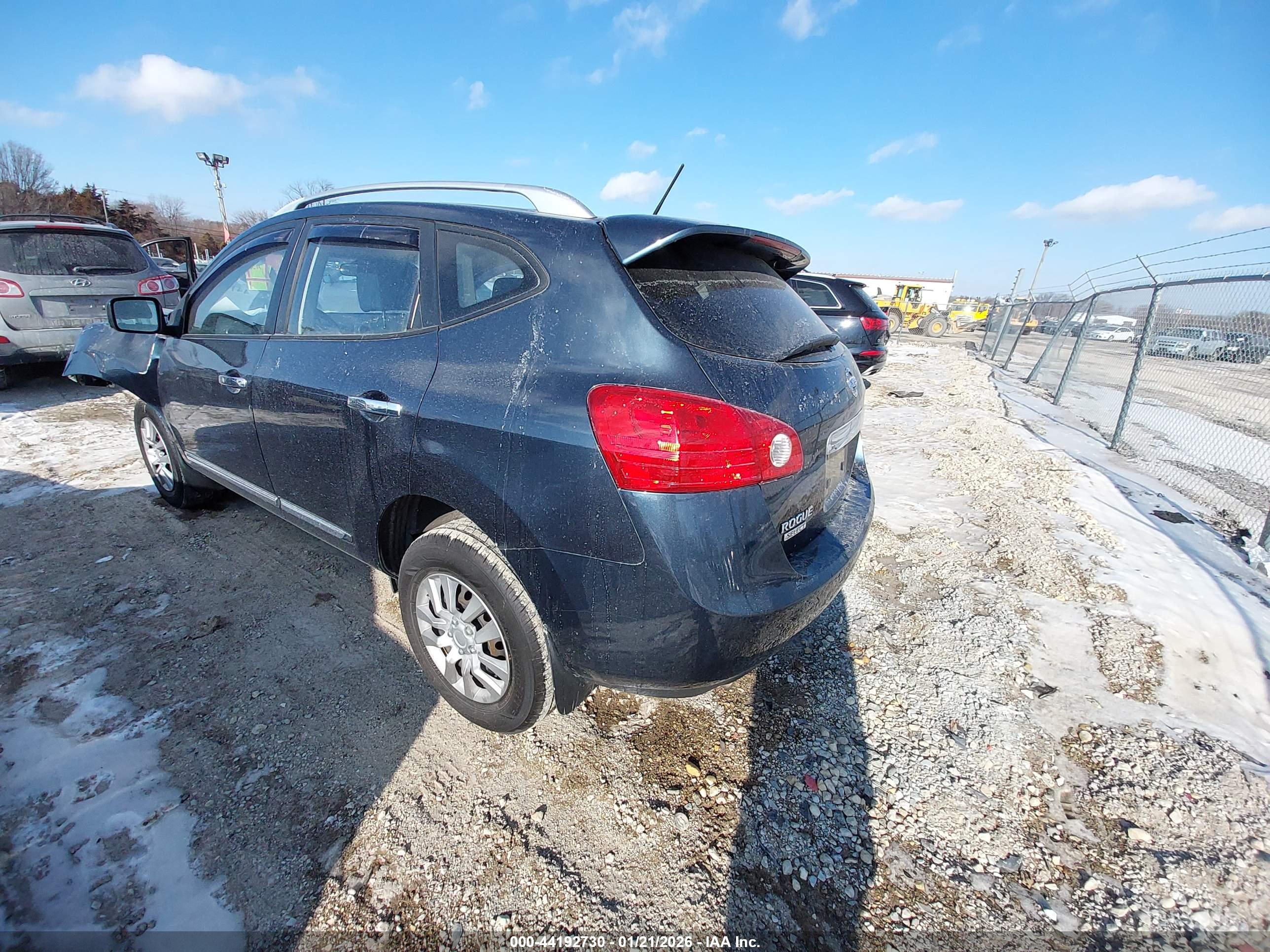 NISSAN ROGUE image 3