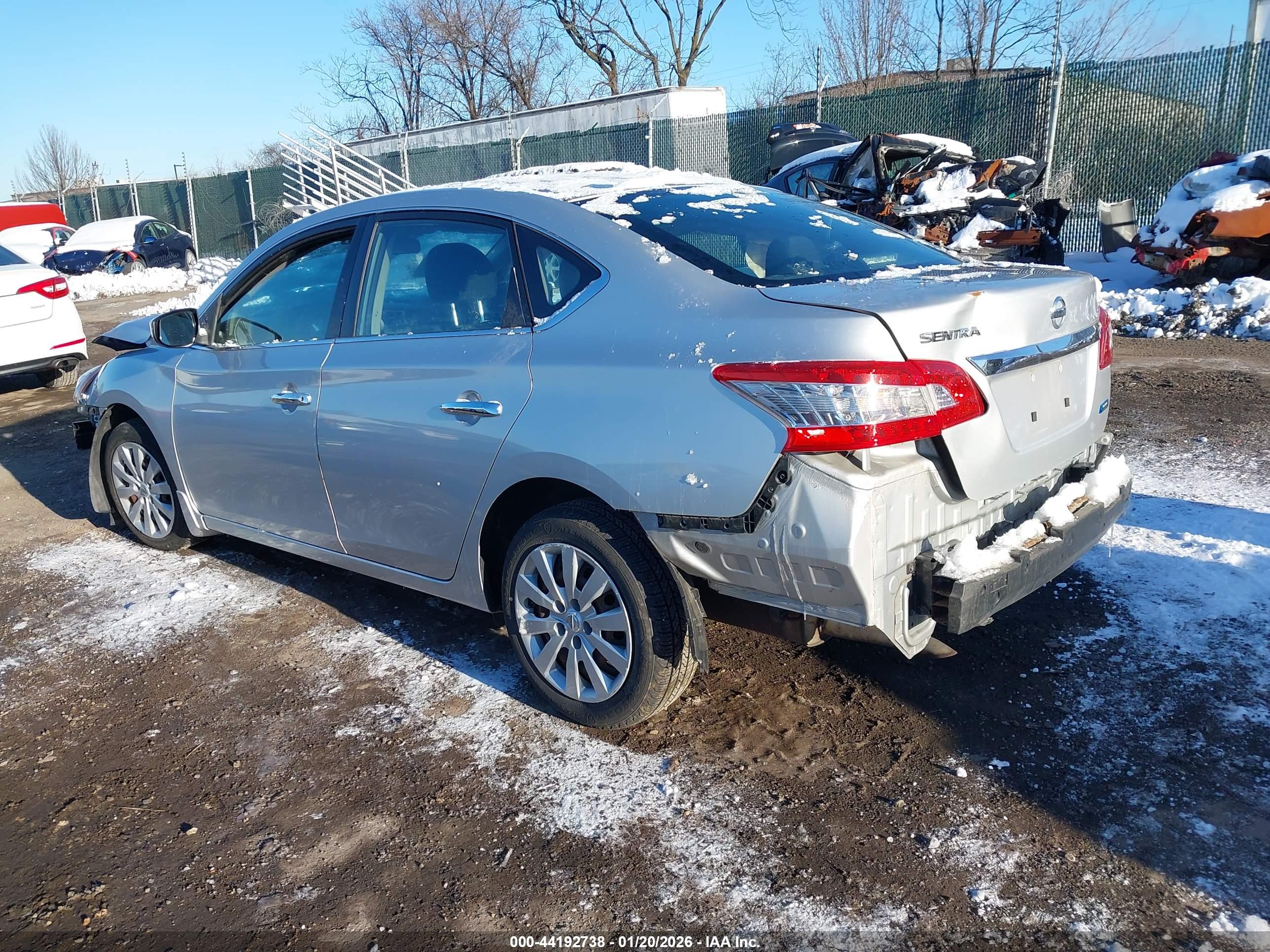 NISSAN SENTRA image 3