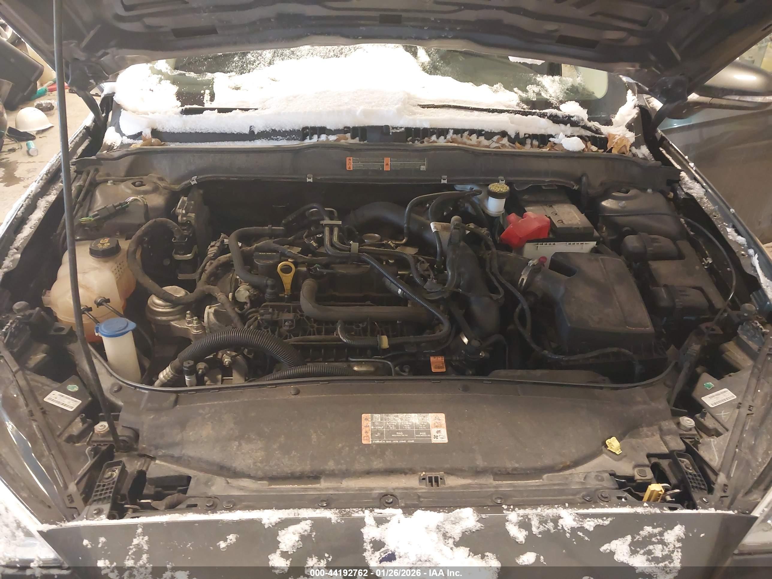 FORD FUSION image 10