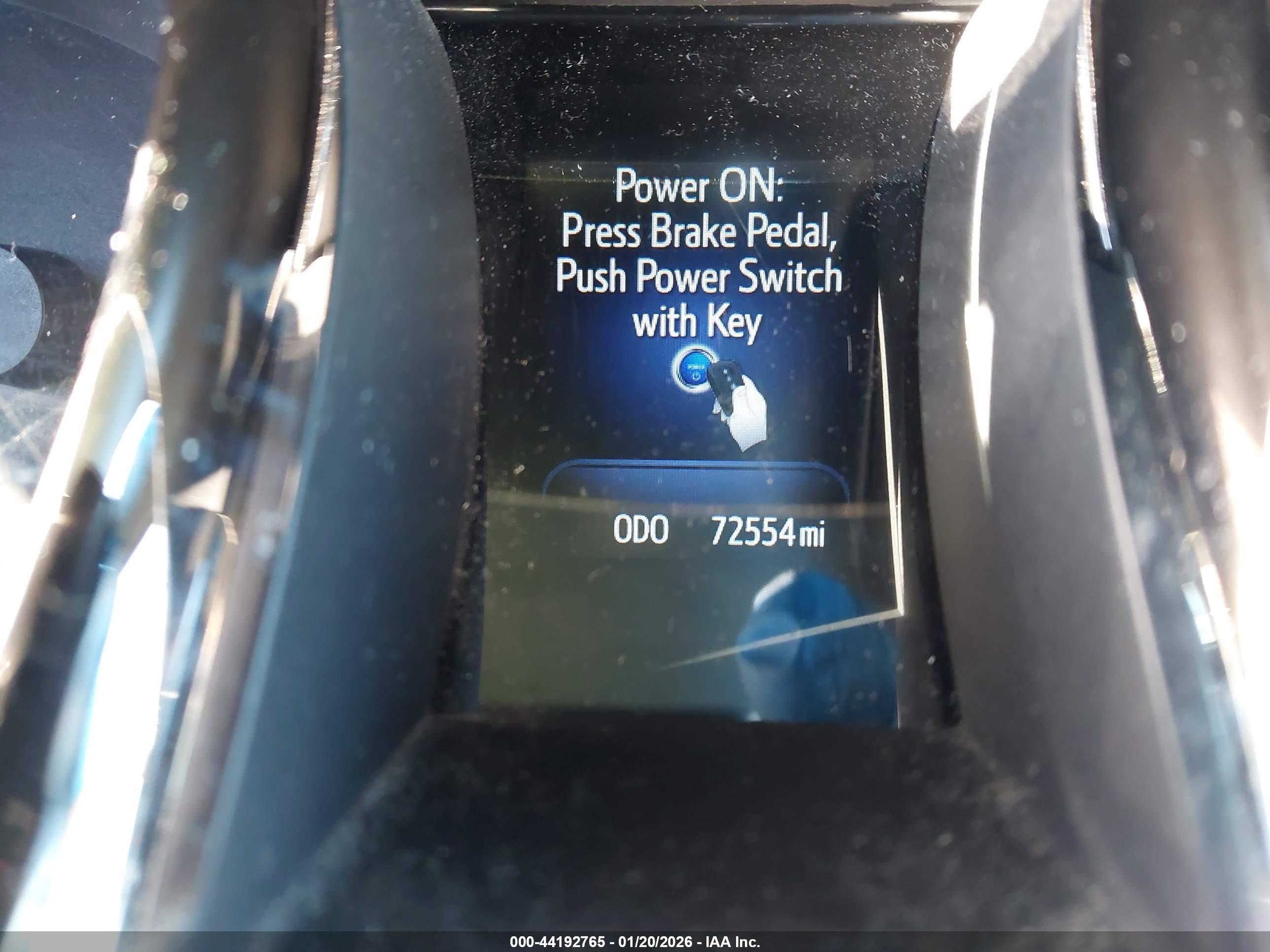 TOYOTA AVALON image 7