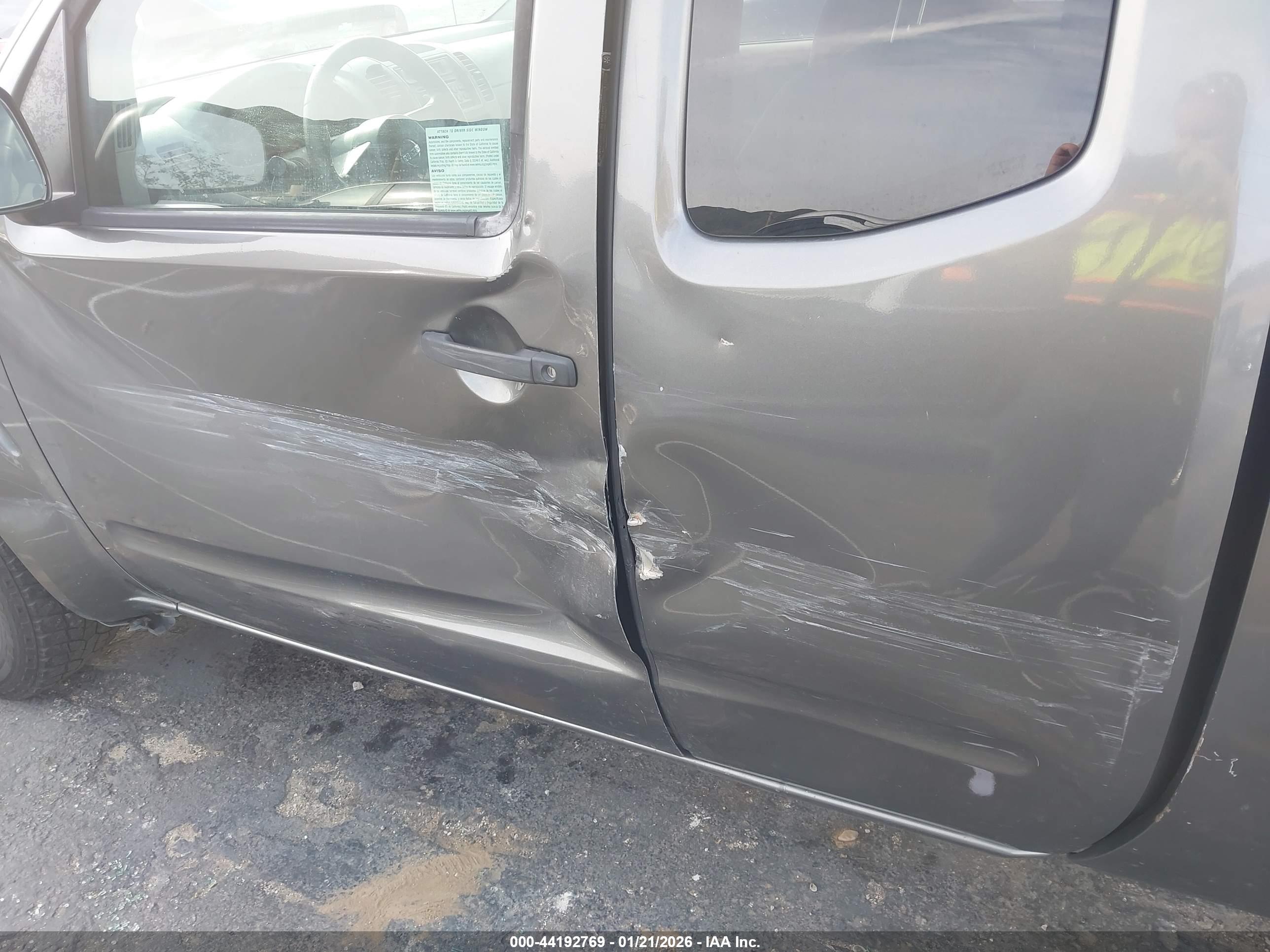 NISSAN FRONTIER image 6