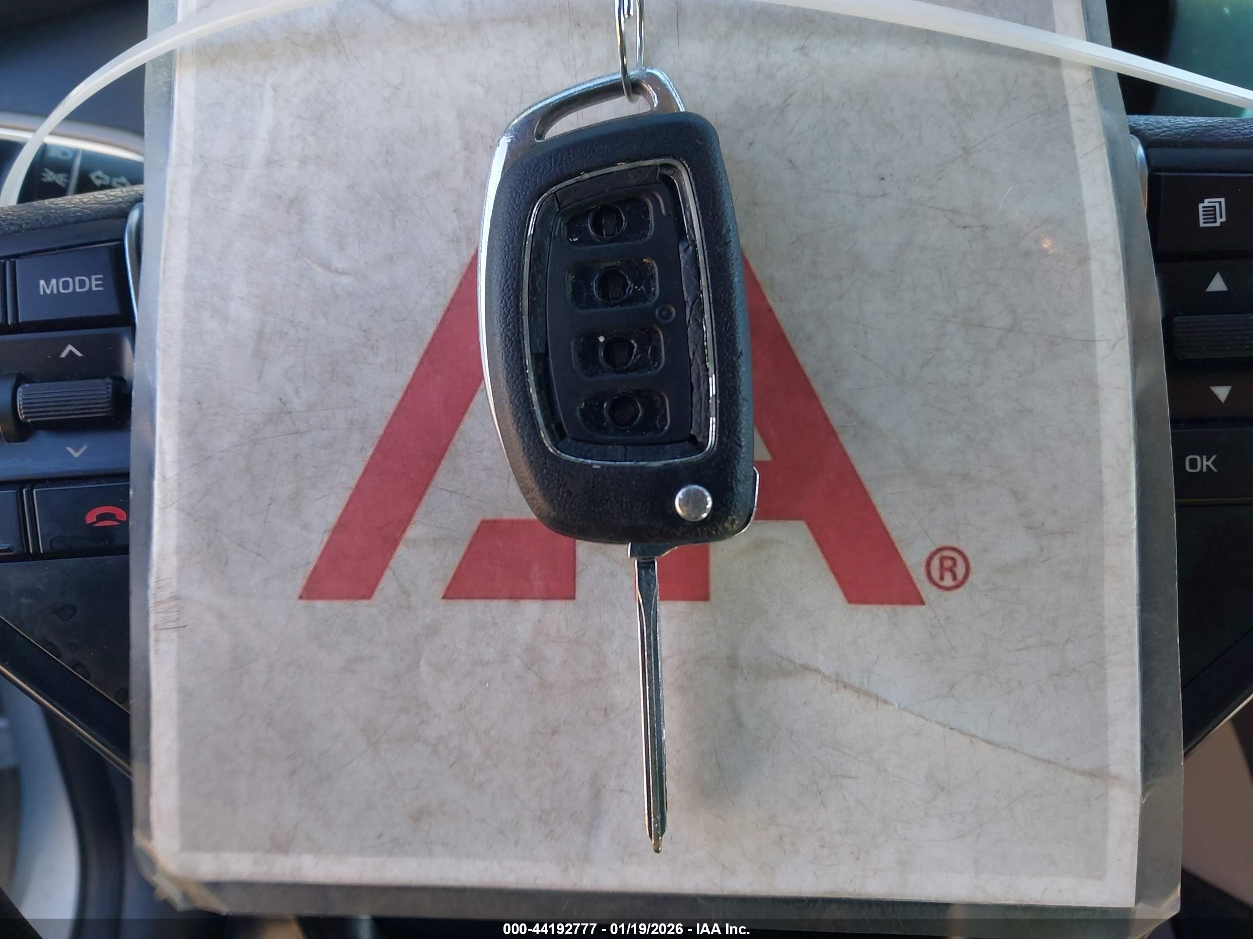 HYUNDAI SONATA image 11