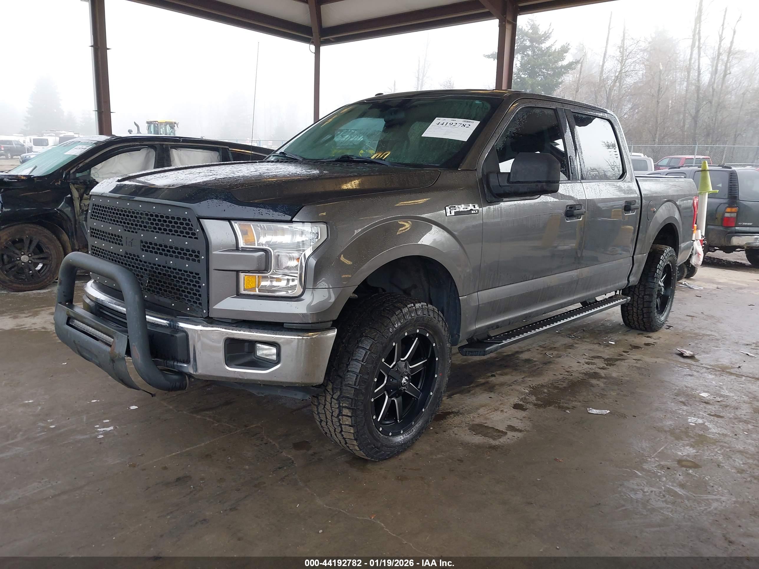 FORD F-150 image 2