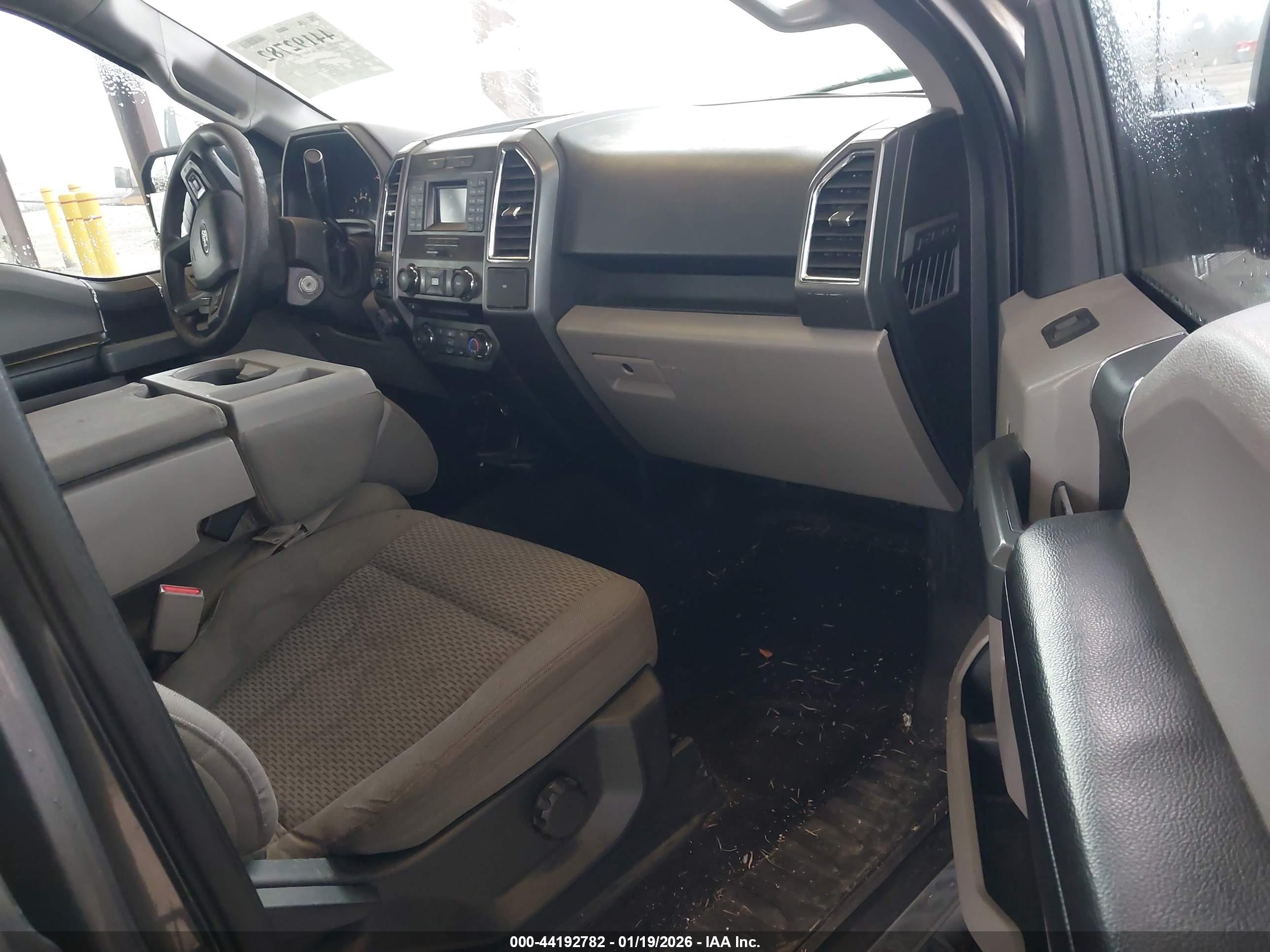 FORD F-150 image 5