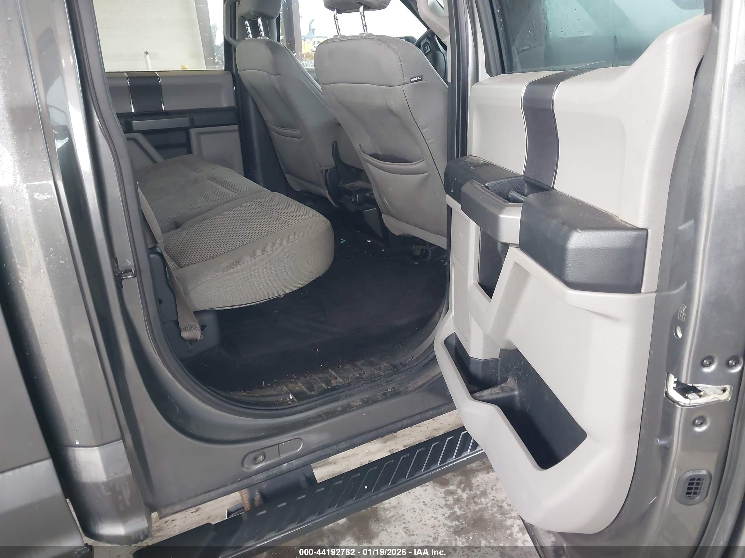 FORD F-150 image 8