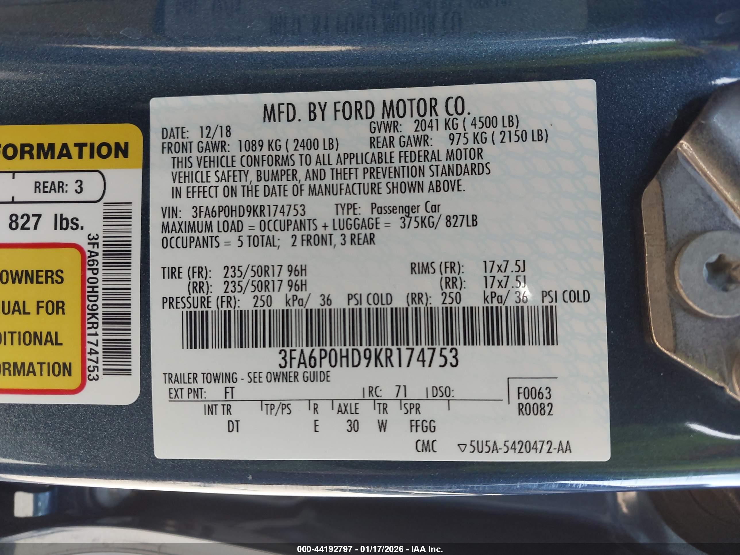 FORD FUSION image 9