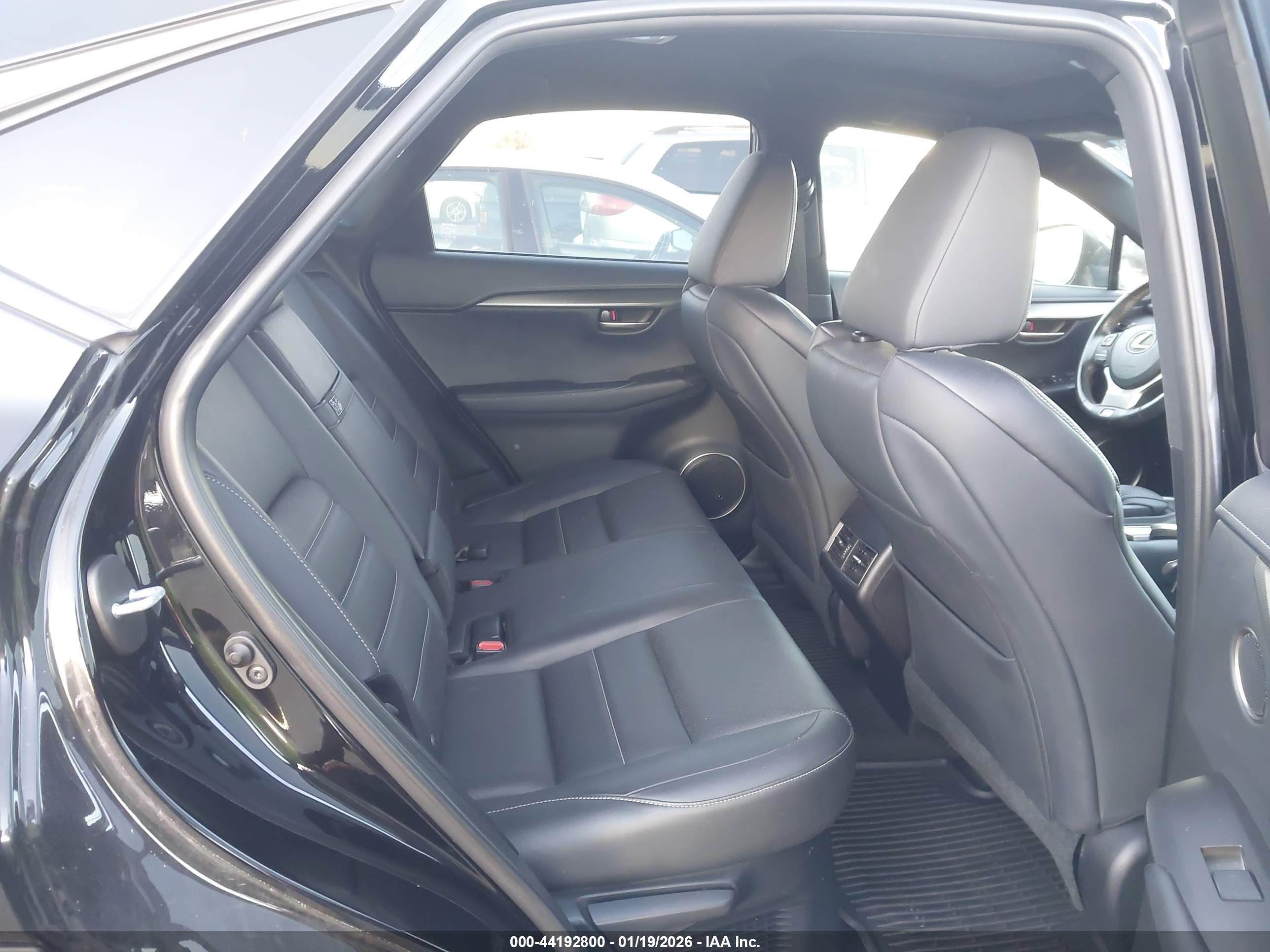 LEXUS NX image 8