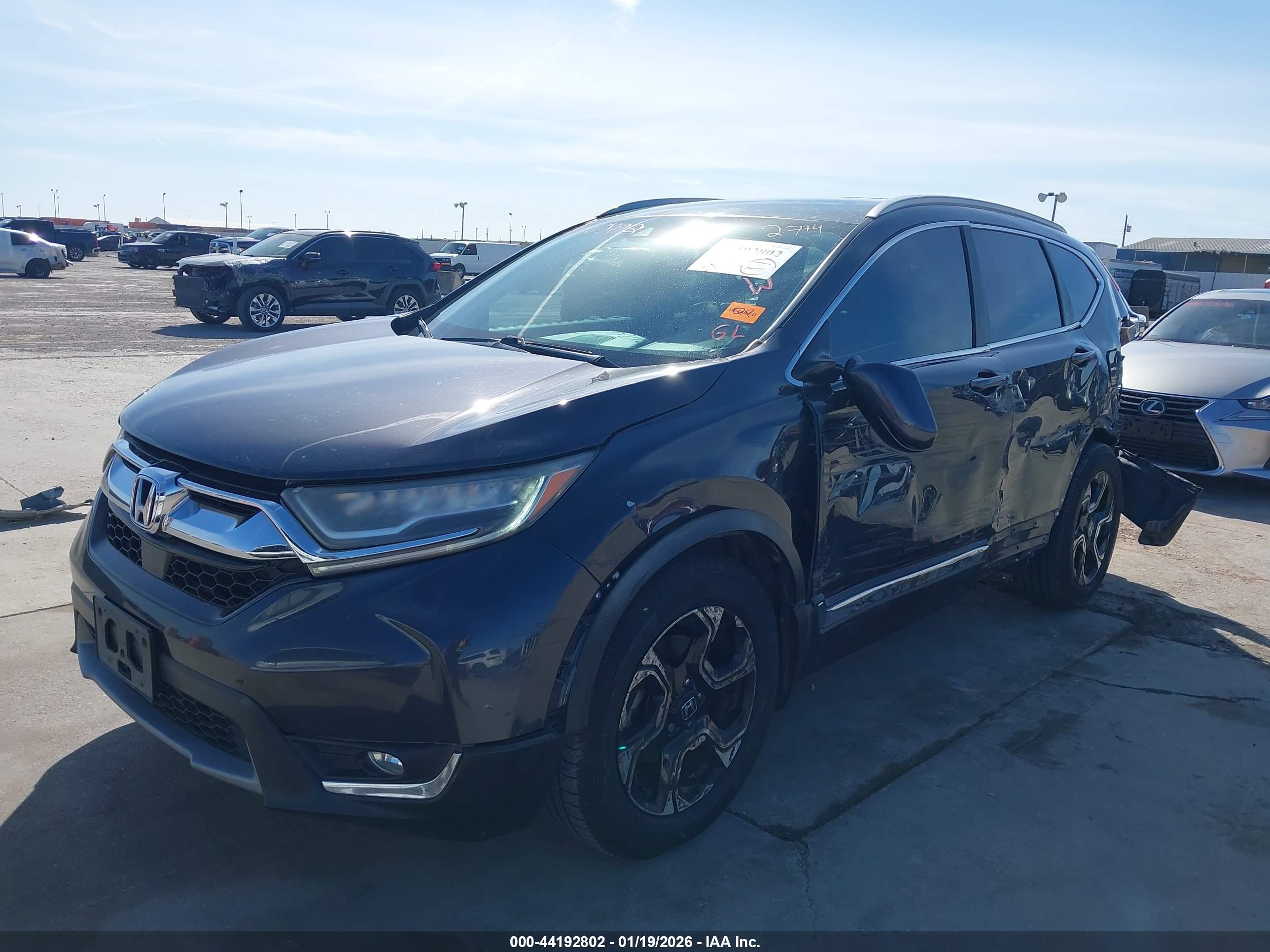 HONDA CR-V image 2