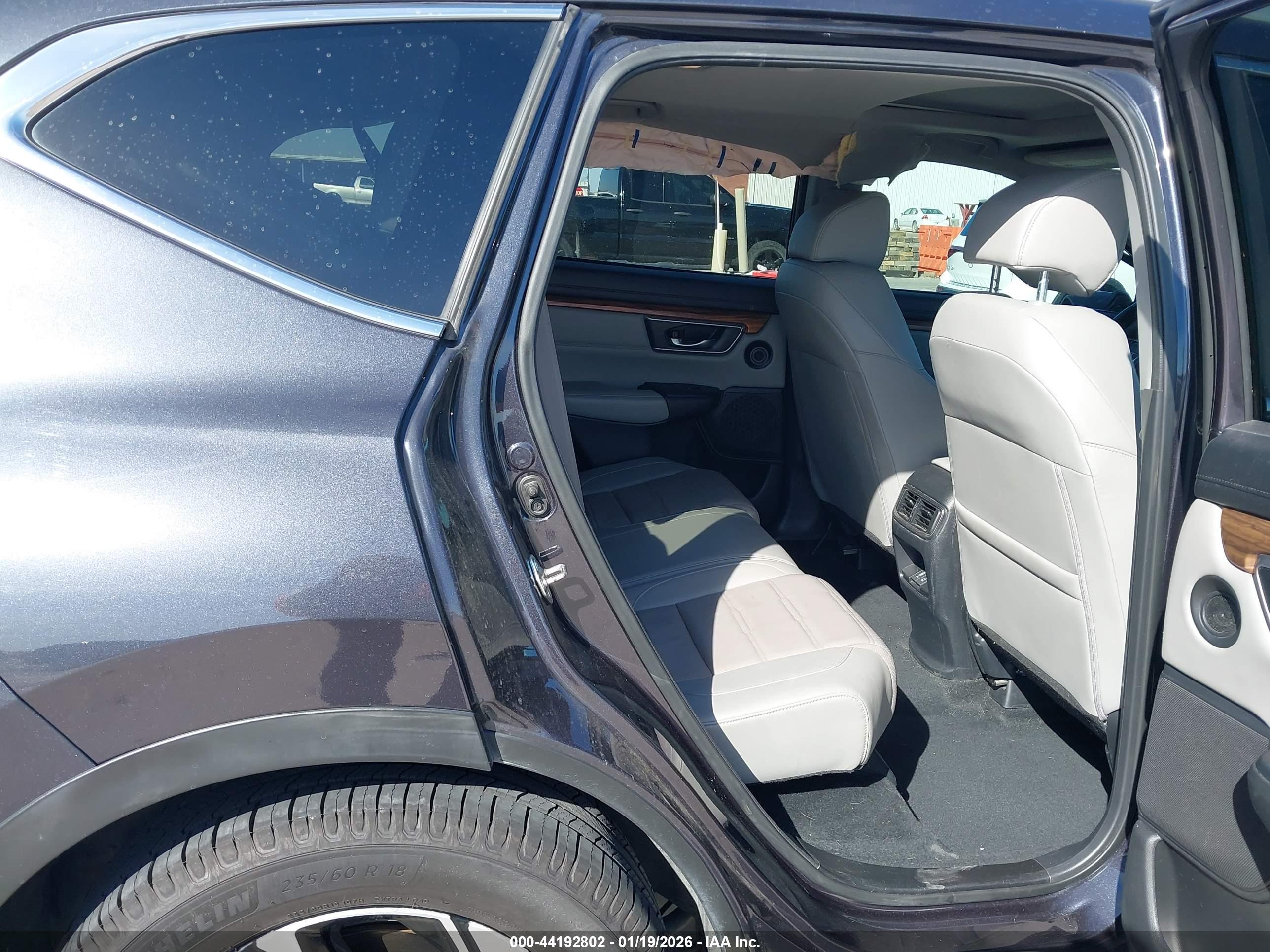 HONDA CR-V image 8