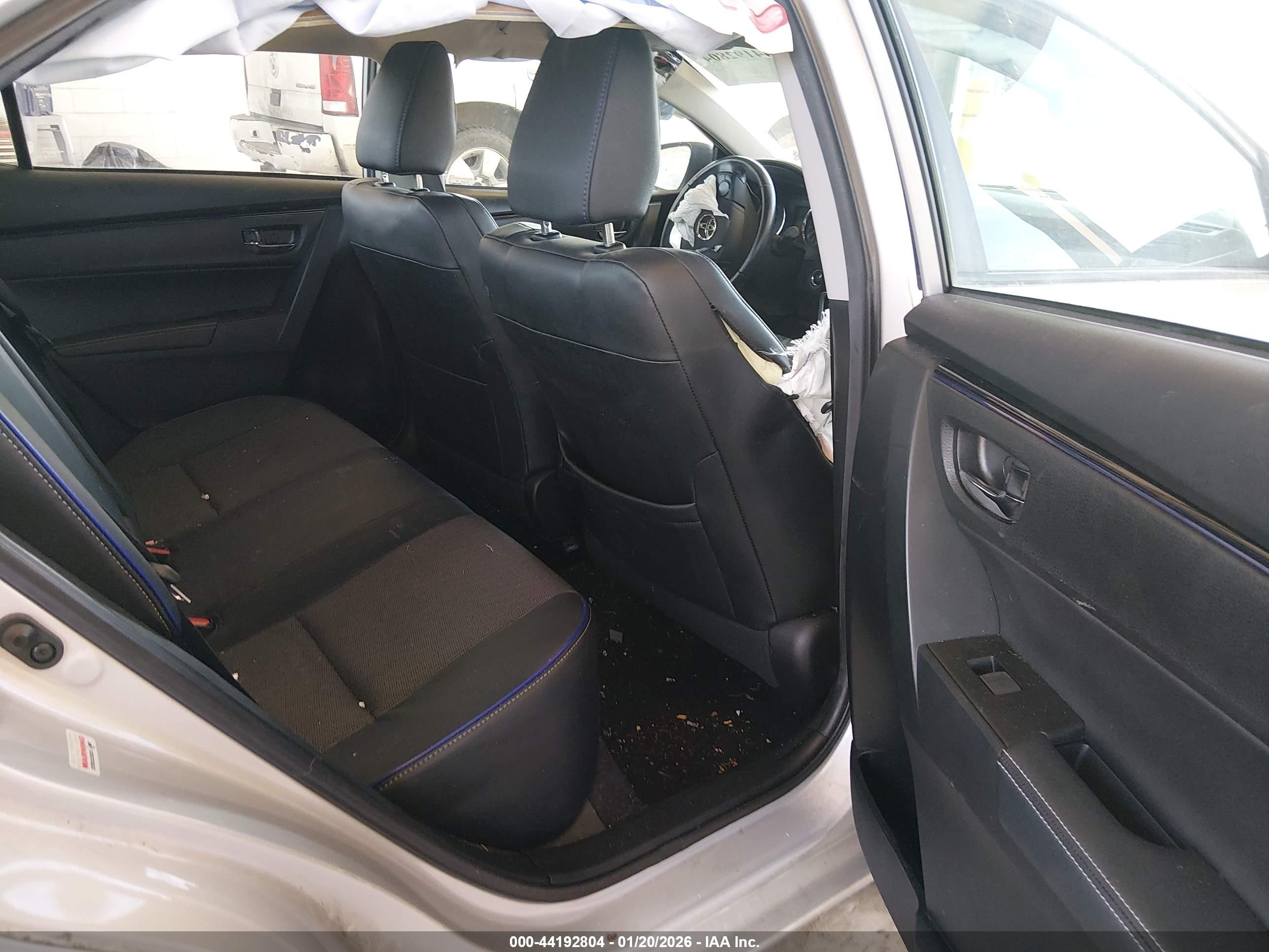 TOYOTA COROLLA image 8