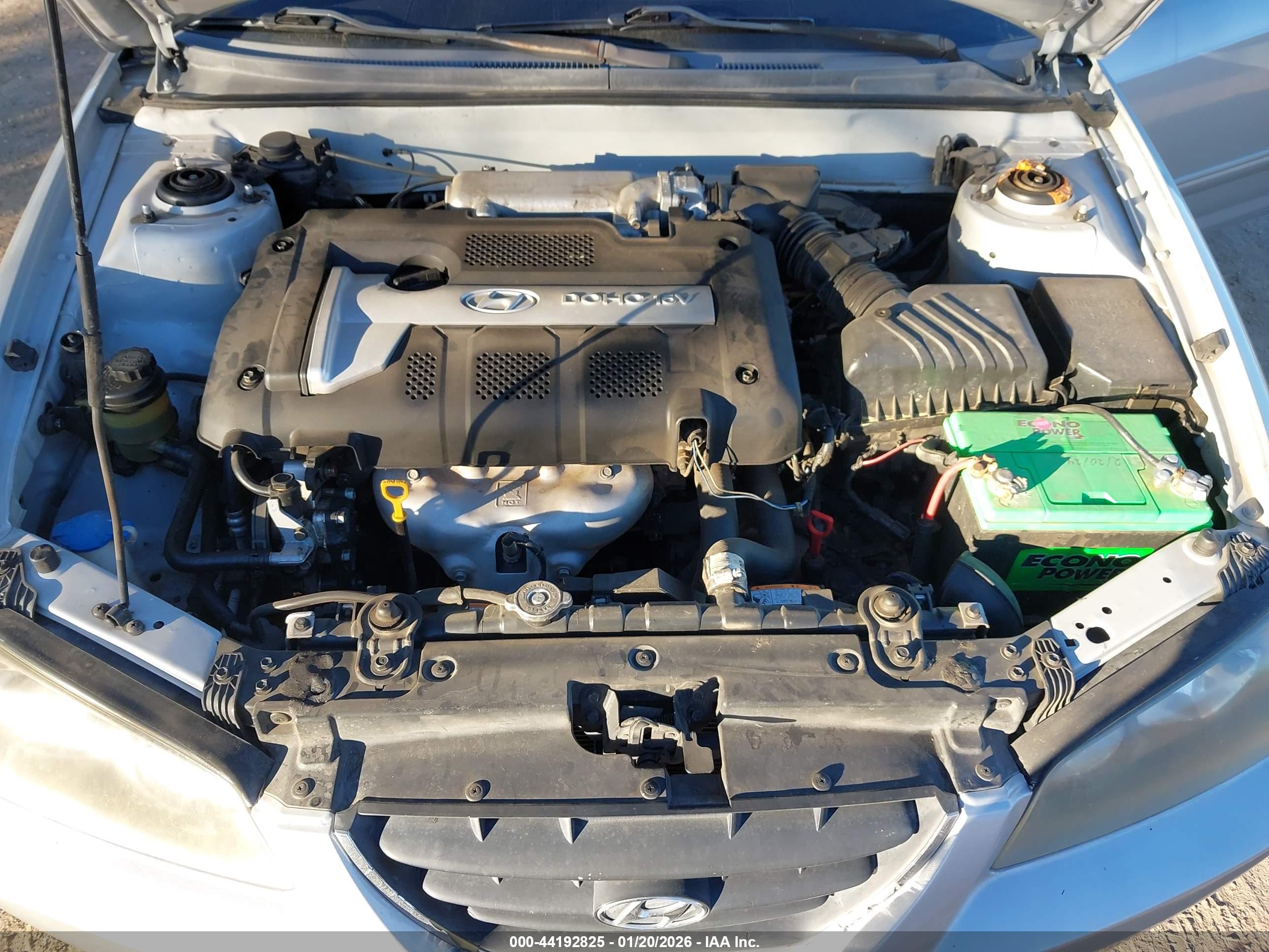 HYUNDAI ELANTRA image 10