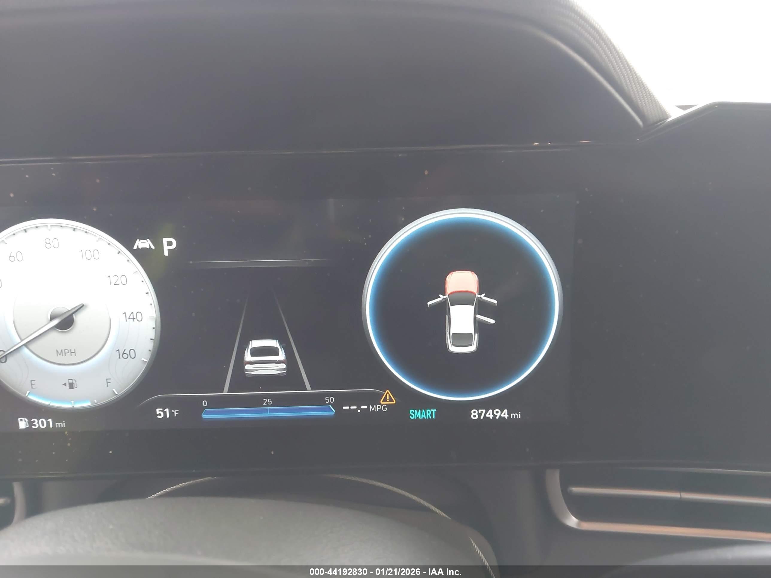 HYUNDAI ELANTRA image 7