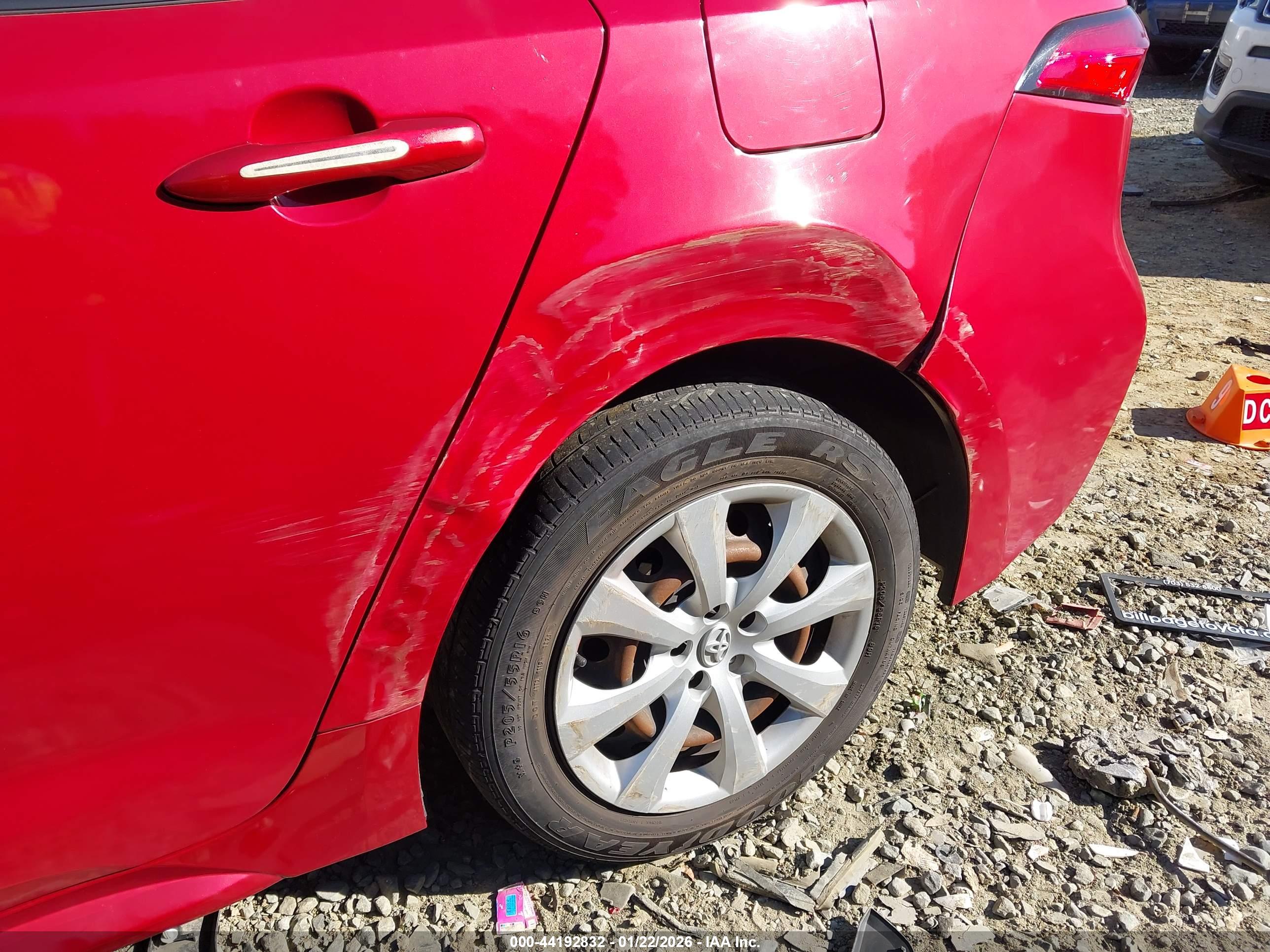 TOYOTA COROLLA image 6