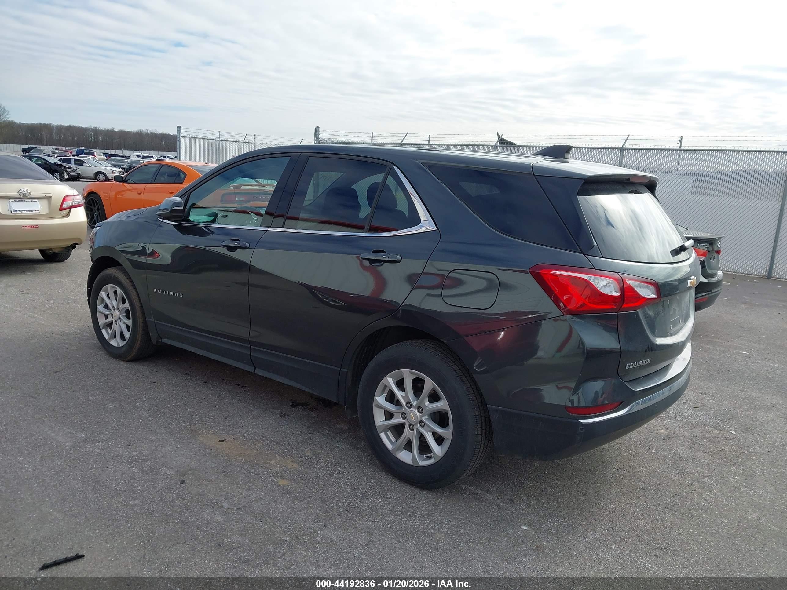 CHEVROLET EQUINOX image 3