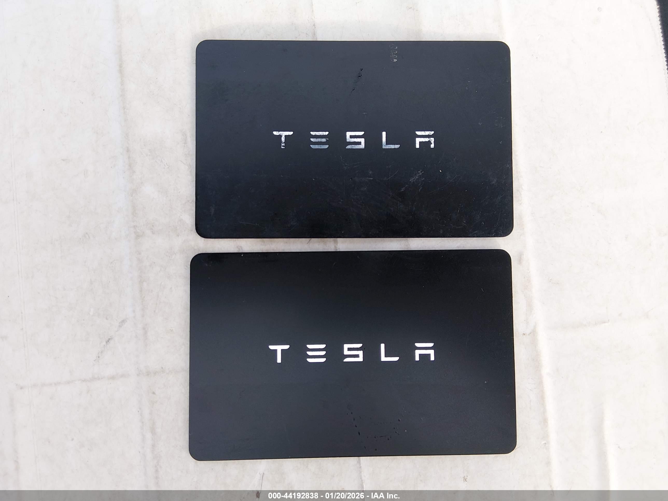 TESLA MODEL image 11