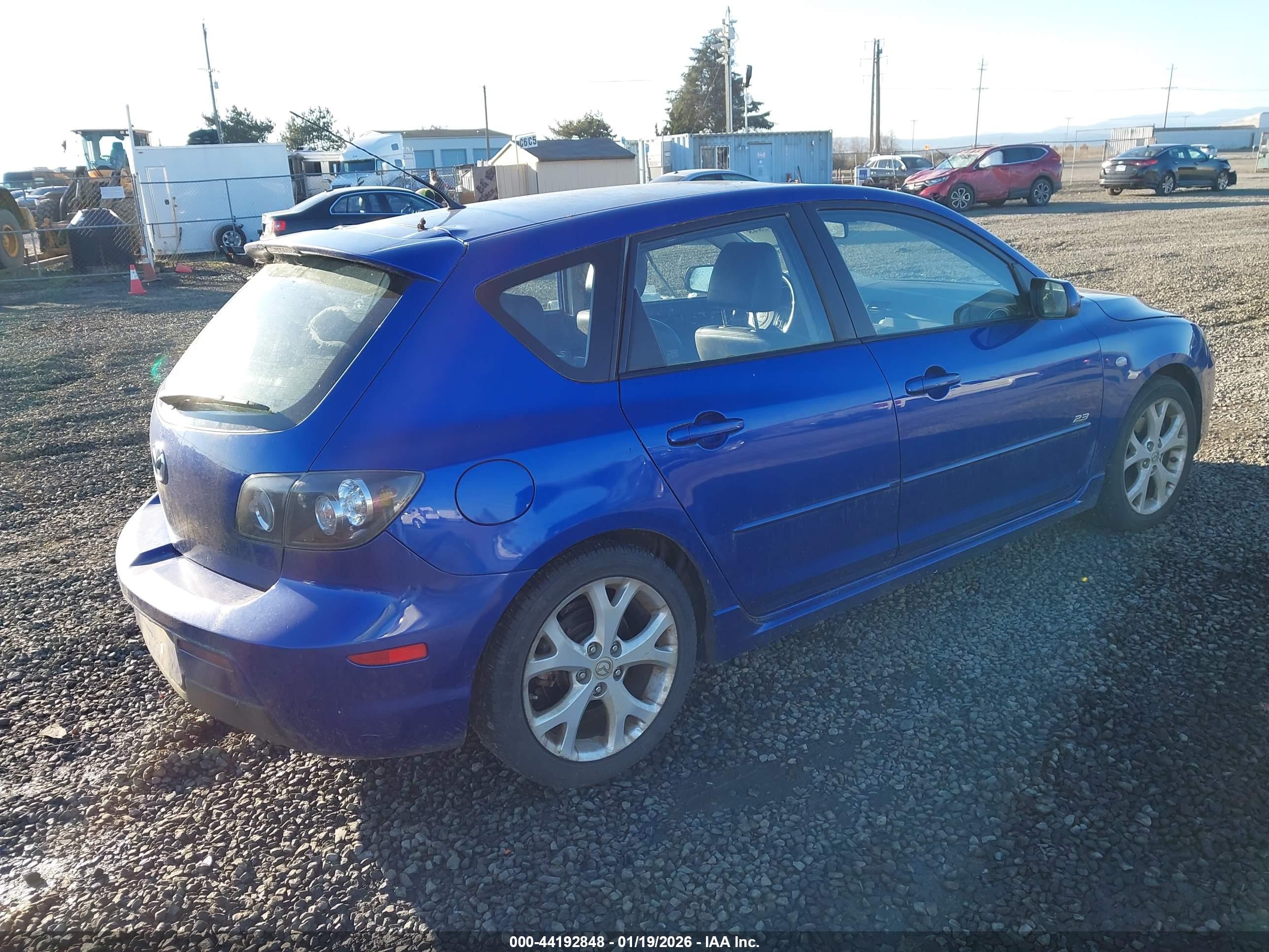 MAZDA MAZDA3 image 4